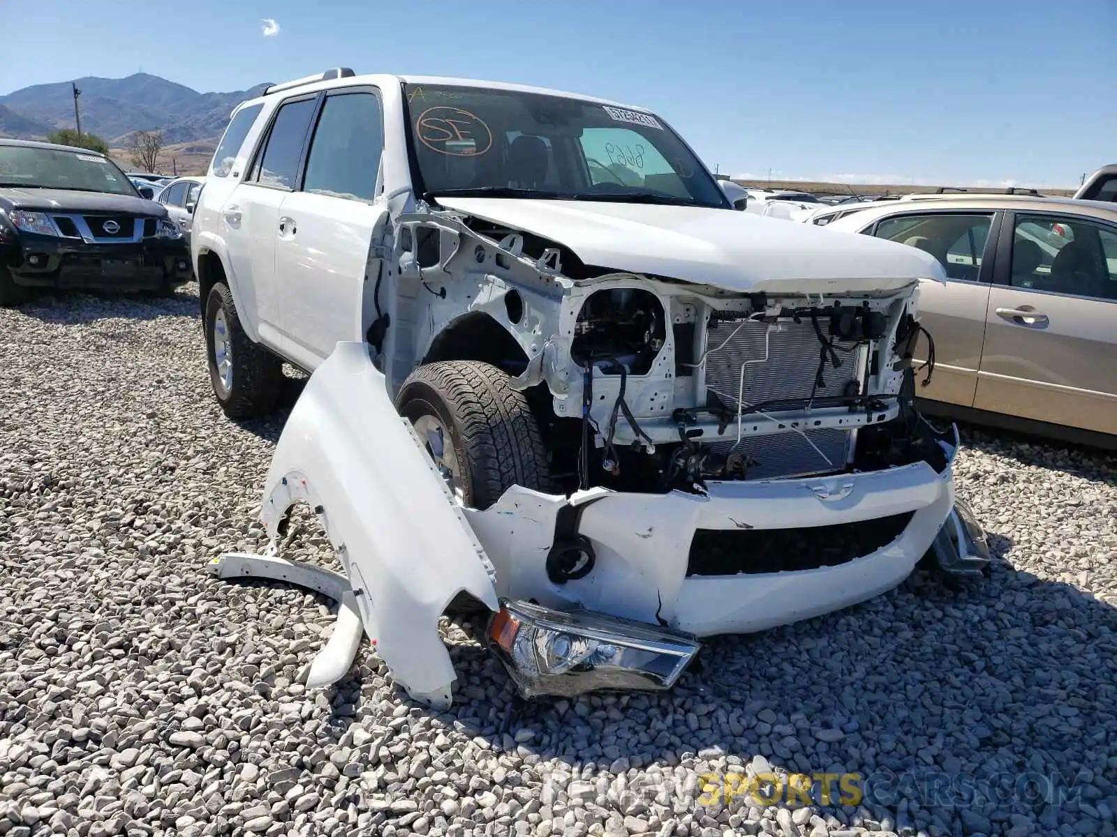 1 Photograph of a damaged car JTEBU5JR1L5832781 TOYOTA 4RUNNER 2020