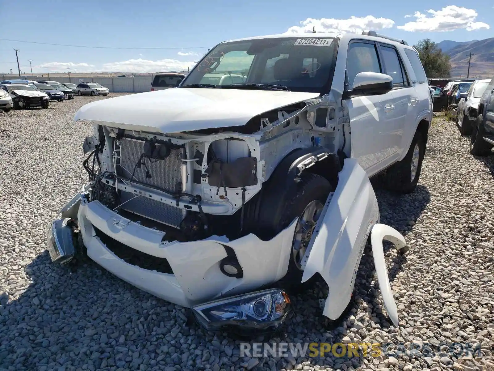 2 Photograph of a damaged car JTEBU5JR1L5832781 TOYOTA 4RUNNER 2020