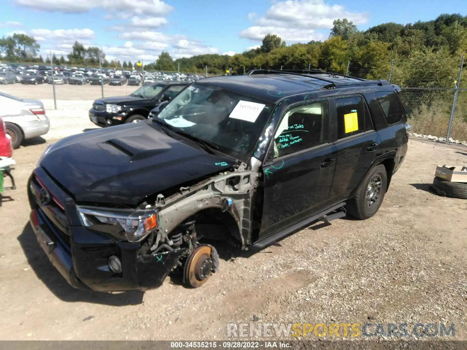 2 Фотография поврежденного автомобиля JTEBU5JR1L5836295 TOYOTA 4RUNNER 2020