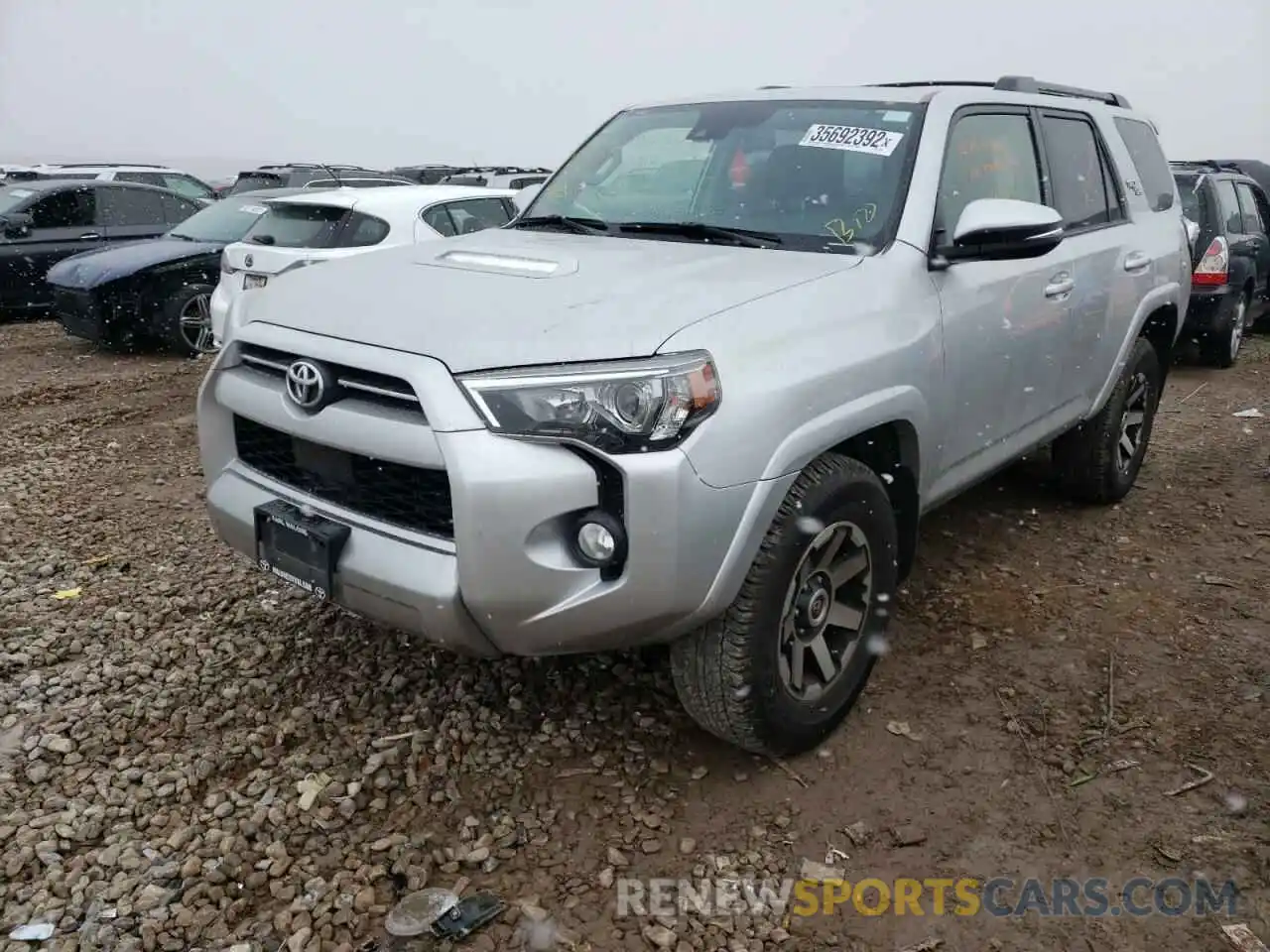 2 Фотография поврежденного автомобиля JTEBU5JR1L5837379 TOYOTA 4RUNNER 2020