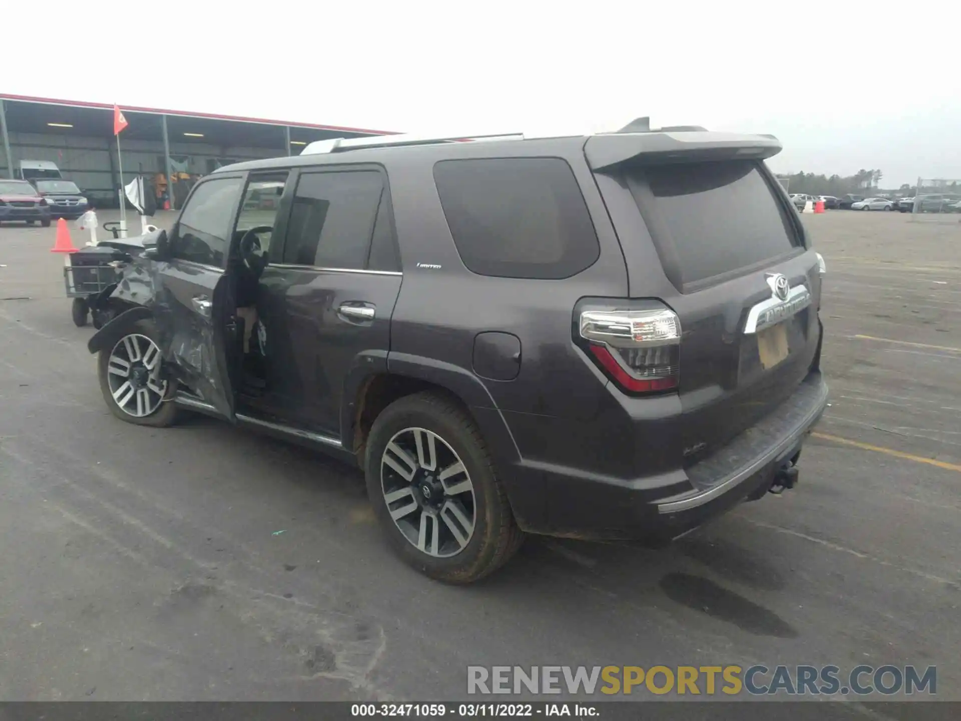 3 Photograph of a damaged car JTEBU5JR2L5740322 TOYOTA 4RUNNER 2020