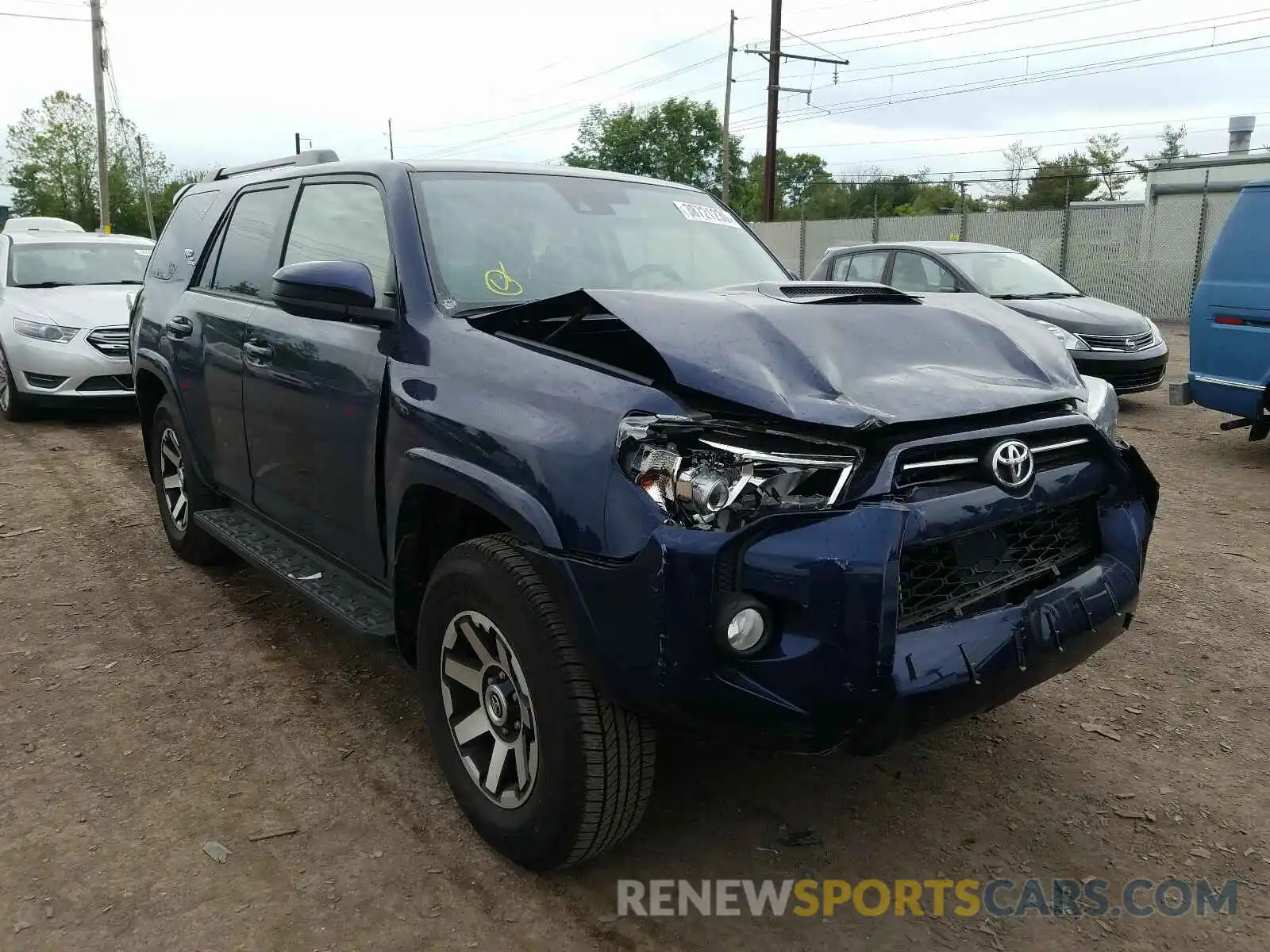 1 Photograph of a damaged car JTEBU5JR2L5742460 TOYOTA 4RUNNER 2020