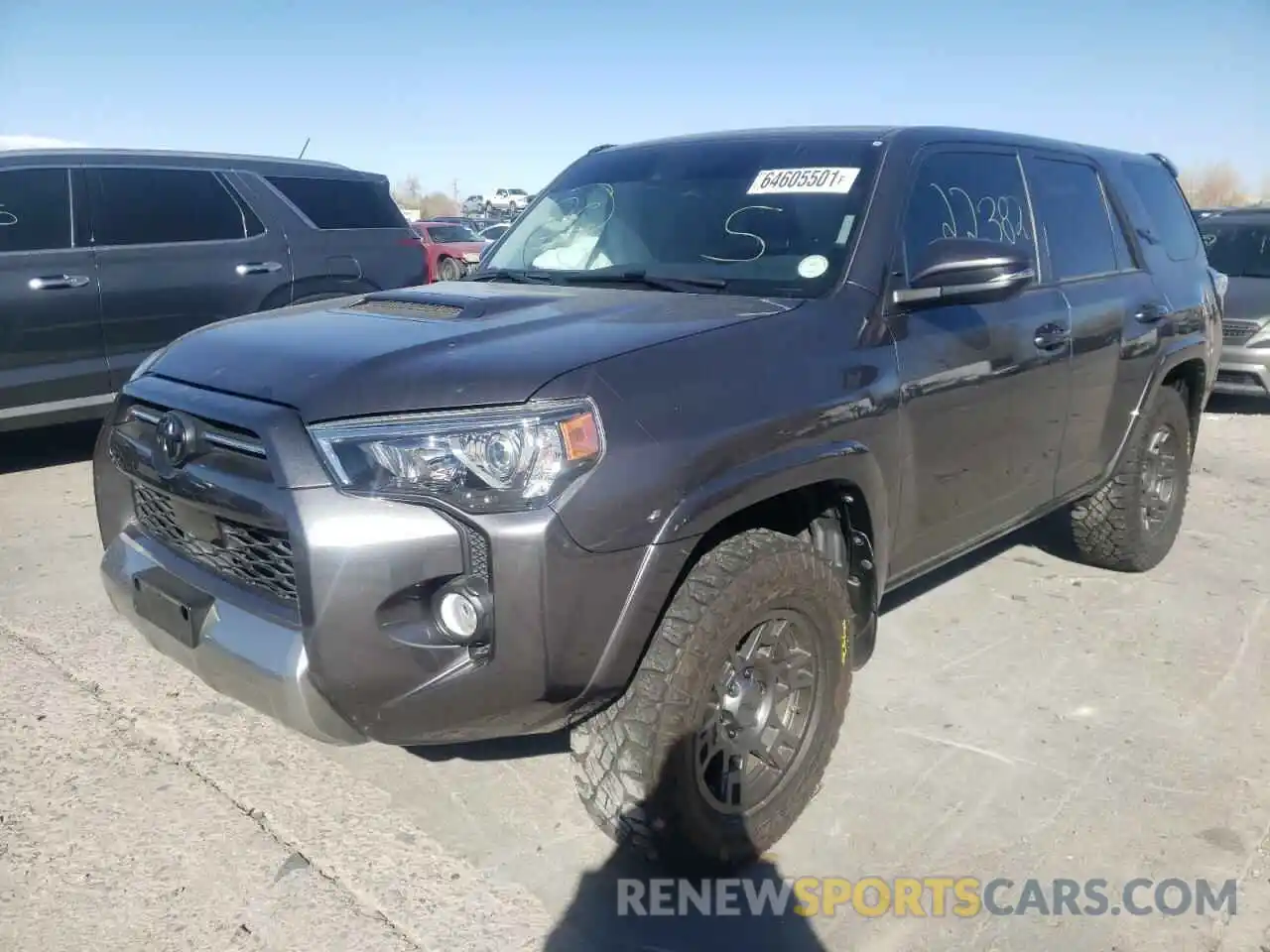 2 Photograph of a damaged car JTEBU5JR2L5743558 TOYOTA 4RUNNER 2020