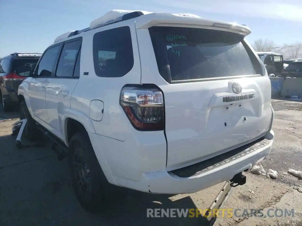 3 Photograph of a damaged car JTEBU5JR2L5751157 TOYOTA 4RUNNER 2020