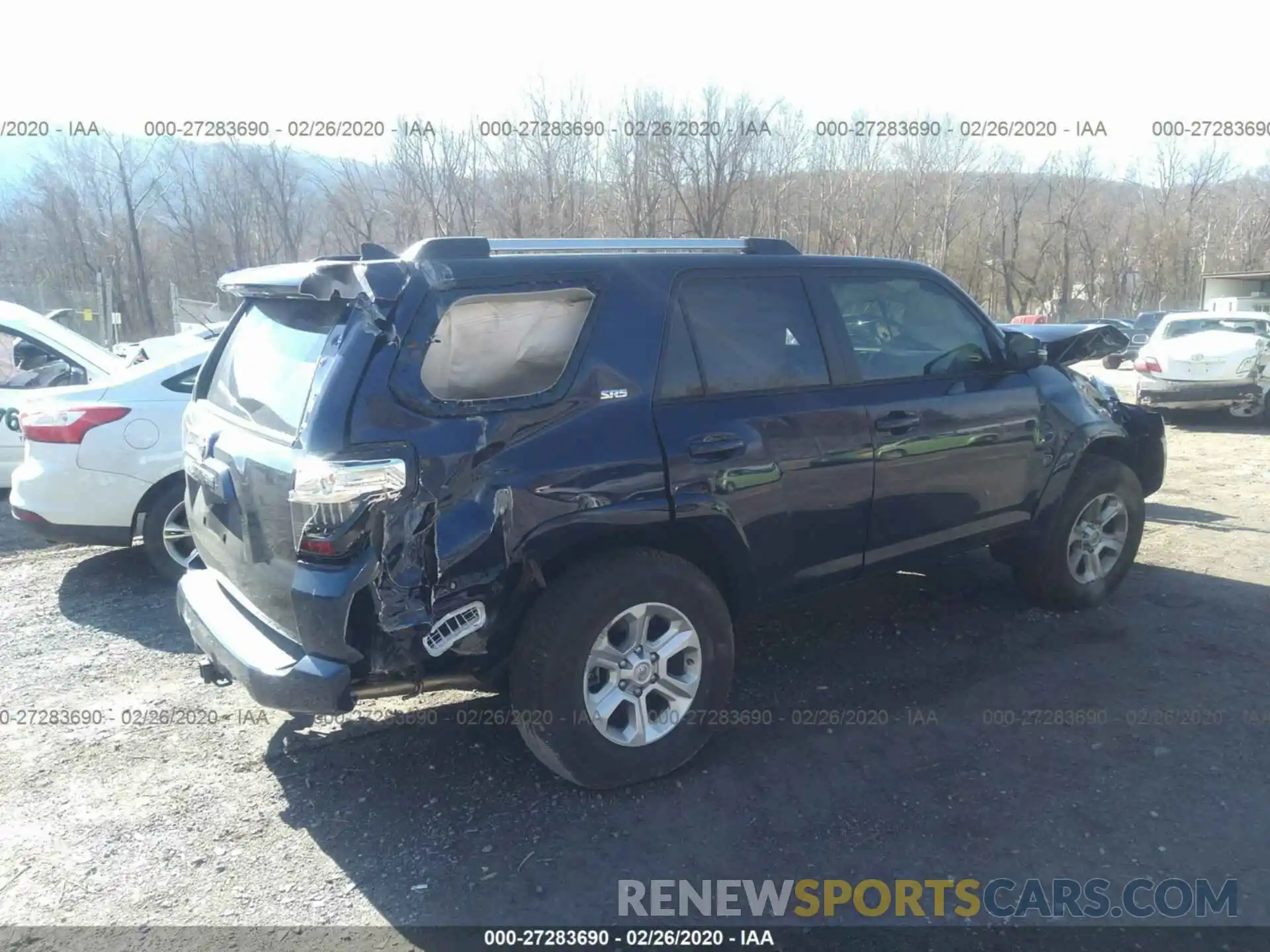 4 Photograph of a damaged car JTEBU5JR2L5756973 TOYOTA 4RUNNER 2020