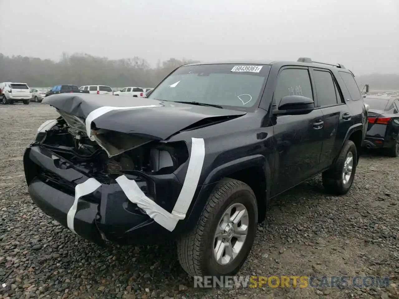 2 Photograph of a damaged car JTEBU5JR2L5760280 TOYOTA 4RUNNER 2020