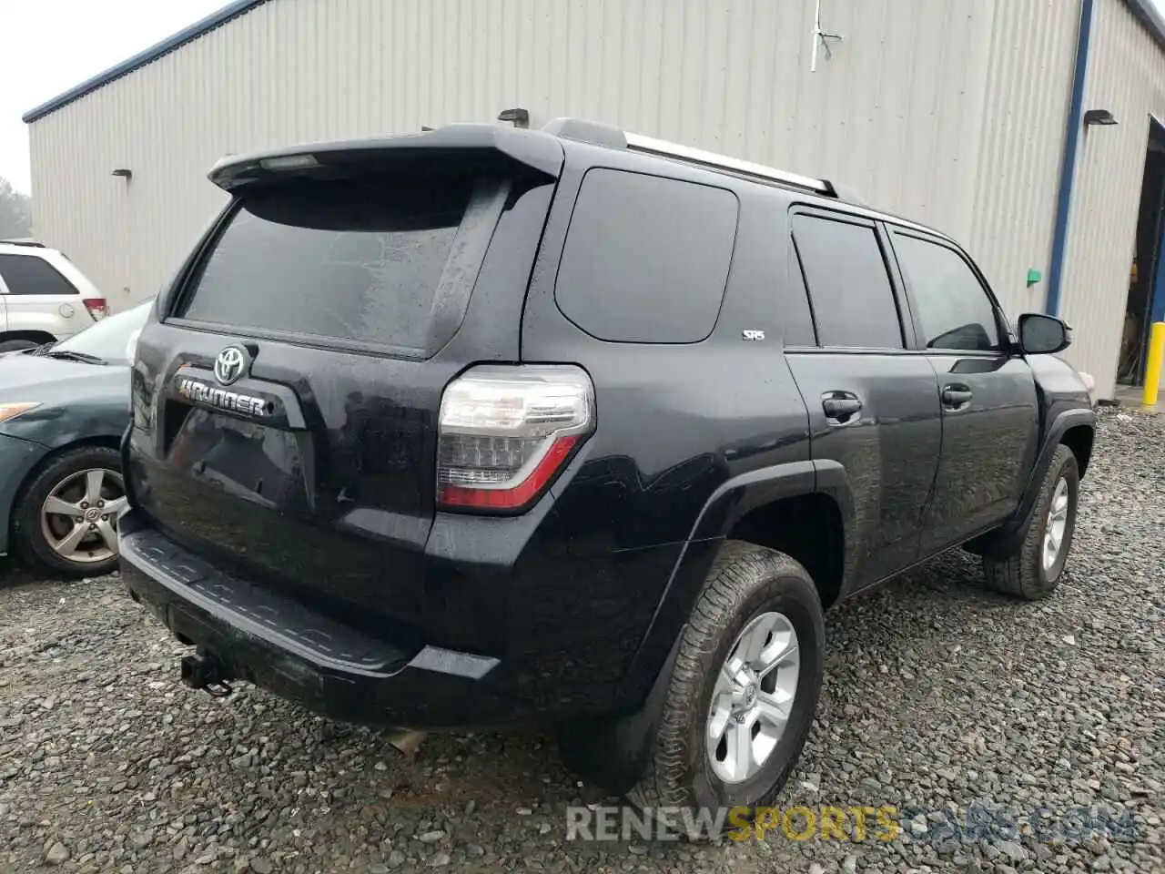 4 Photograph of a damaged car JTEBU5JR2L5760280 TOYOTA 4RUNNER 2020