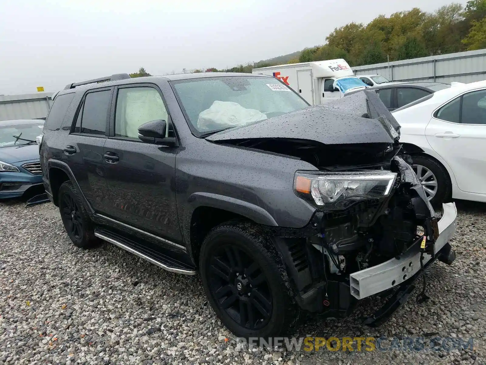 1 Photograph of a damaged car JTEBU5JR2L5762465 TOYOTA 4RUNNER 2020