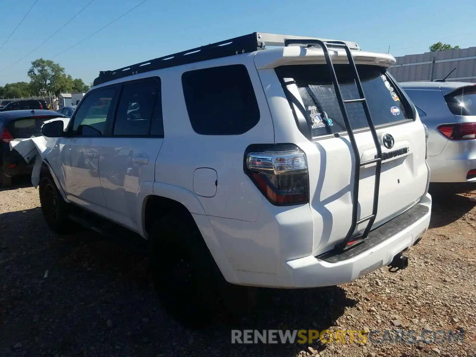 3 Photograph of a damaged car JTEBU5JR2L5764507 TOYOTA 4RUNNER 2020