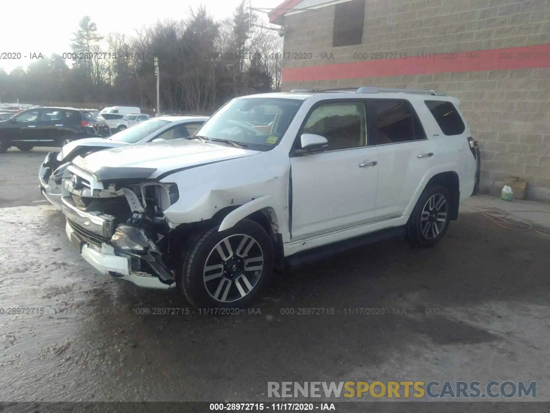 2 Photograph of a damaged car JTEBU5JR2L5768086 TOYOTA 4RUNNER 2020