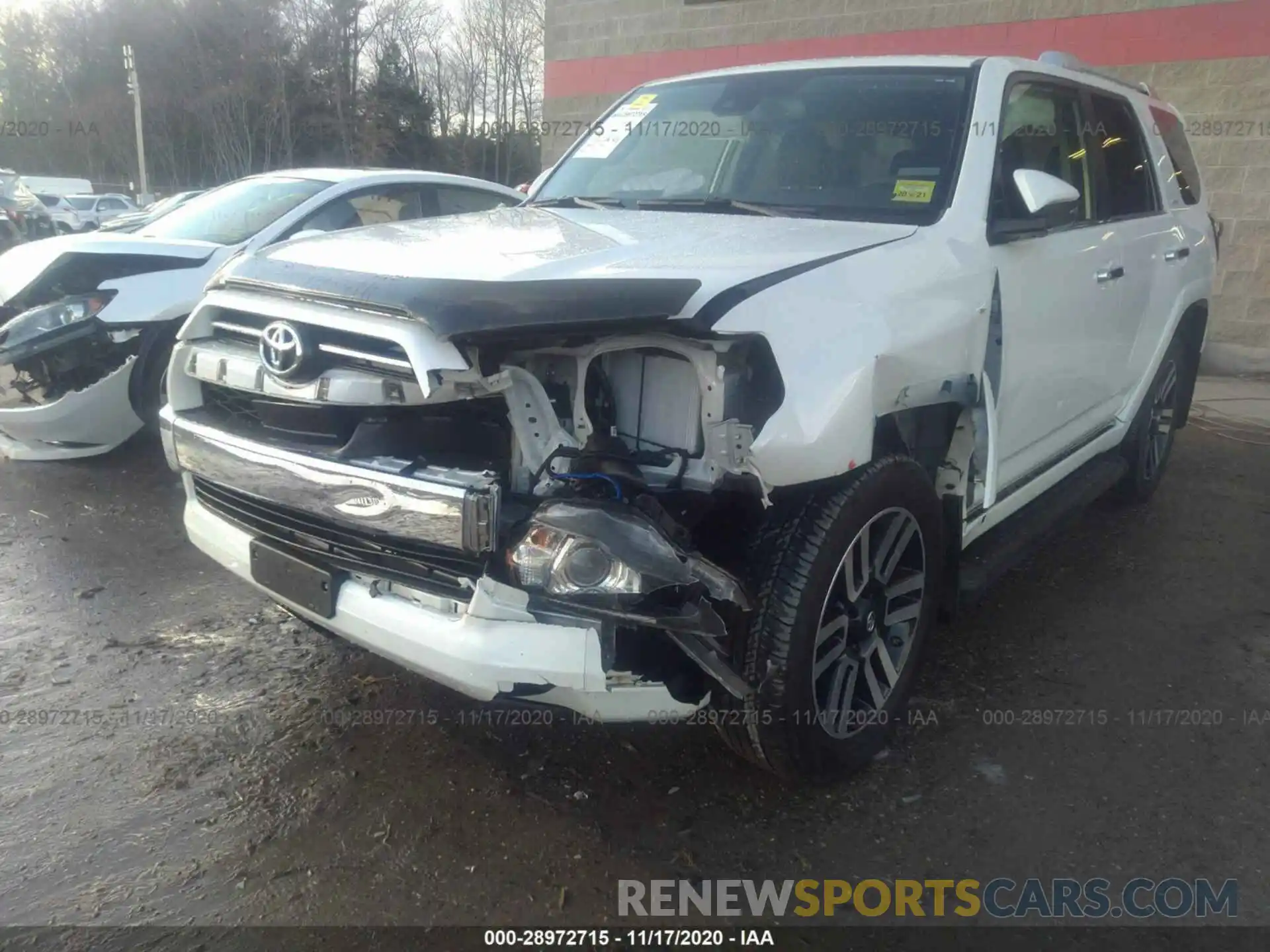 6 Photograph of a damaged car JTEBU5JR2L5768086 TOYOTA 4RUNNER 2020