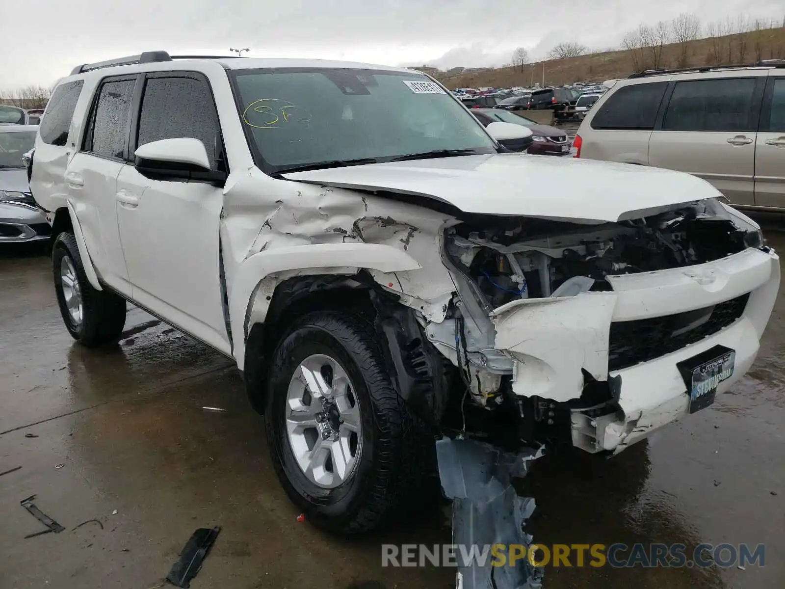 1 Photograph of a damaged car JTEBU5JR2L5770436 TOYOTA 4RUNNER 2020