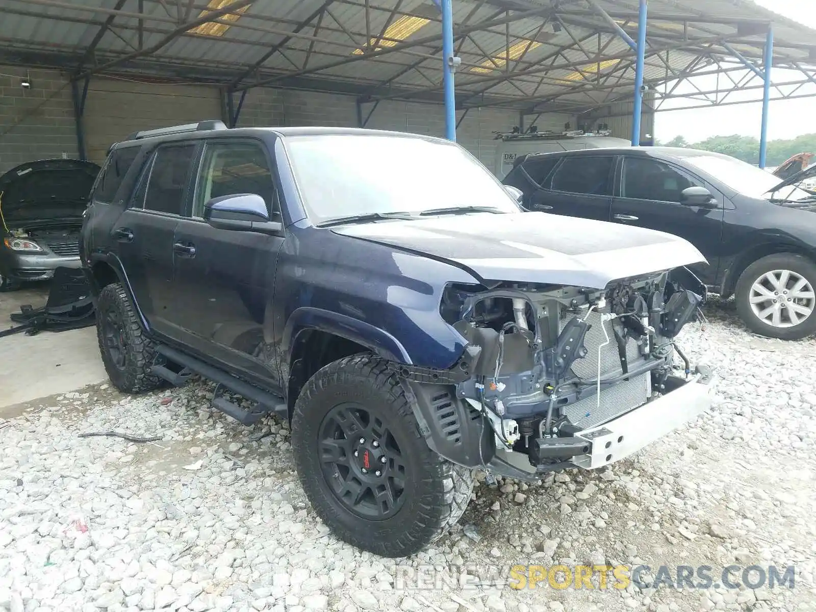 1 Photograph of a damaged car JTEBU5JR2L5771179 TOYOTA 4RUNNER 2020