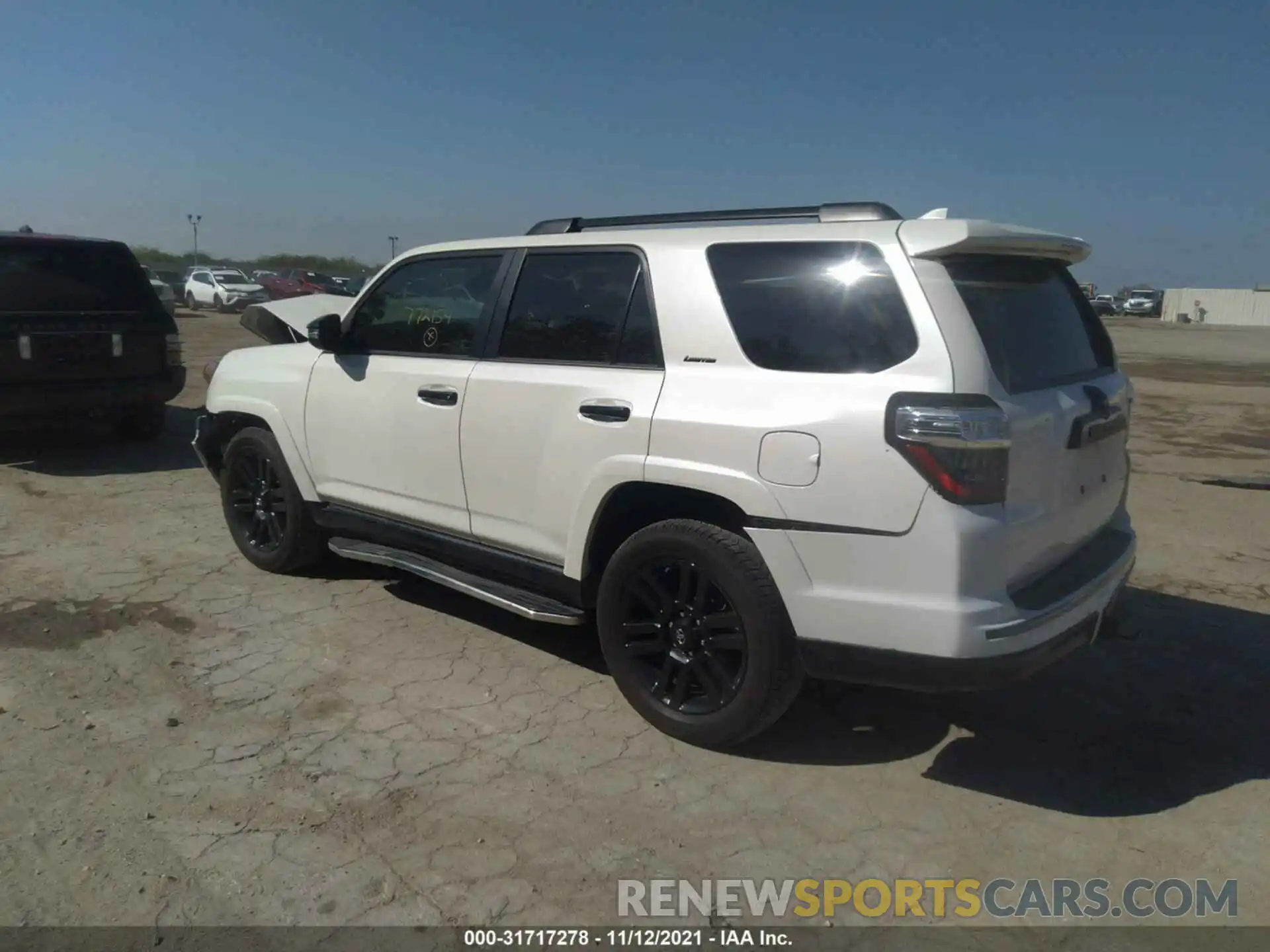 3 Фотография поврежденного автомобиля JTEBU5JR2L5772154 TOYOTA 4RUNNER 2020