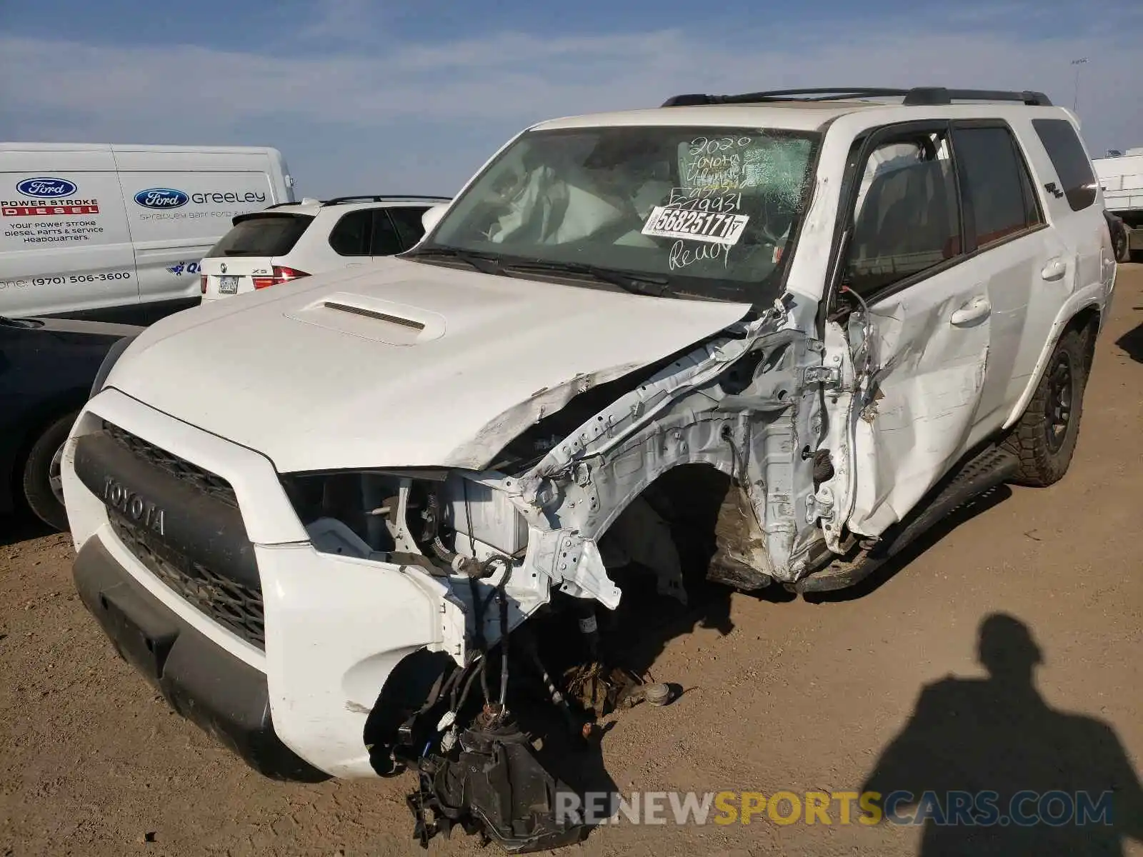 2 Photograph of a damaged car JTEBU5JR2L5779931 TOYOTA 4RUNNER 2020