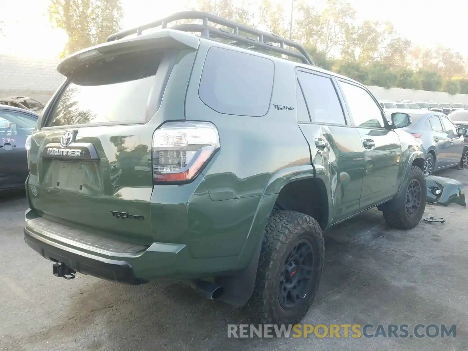 4 Фотография поврежденного автомобиля JTEBU5JR2L5782277 TOYOTA 4RUNNER 2020