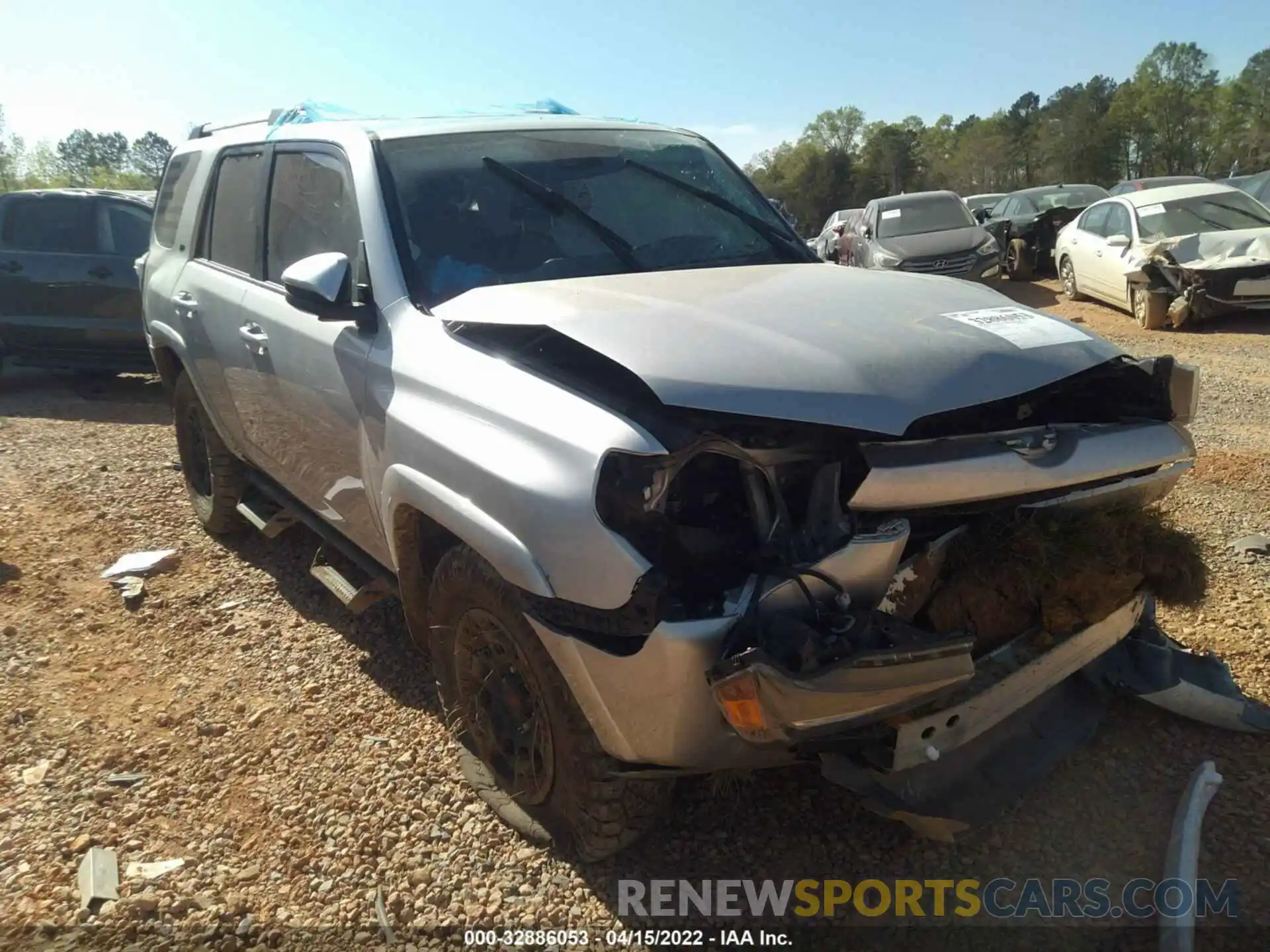 1 Photograph of a damaged car JTEBU5JR2L5785745 TOYOTA 4RUNNER 2020