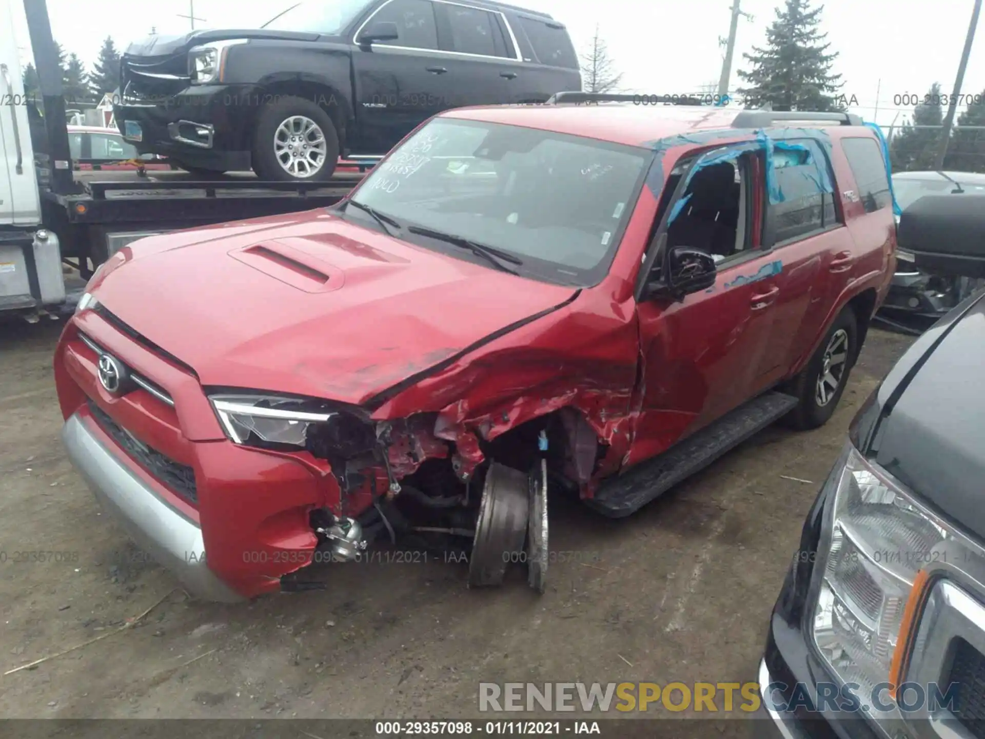 2 Photograph of a damaged car JTEBU5JR2L5787897 TOYOTA 4RUNNER 2020