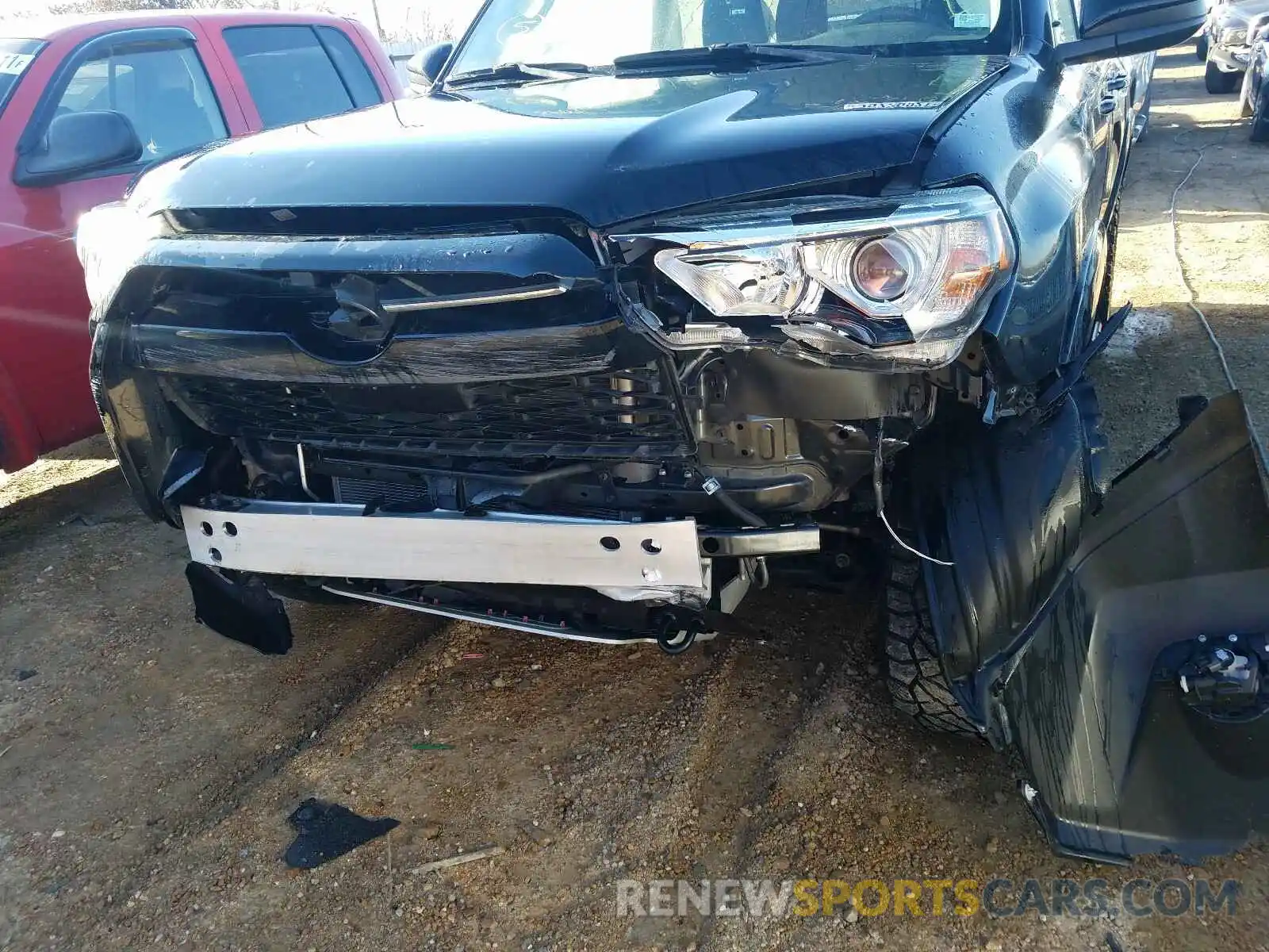 9 Photograph of a damaged car JTEBU5JR2L5790413 TOYOTA 4RUNNER 2020