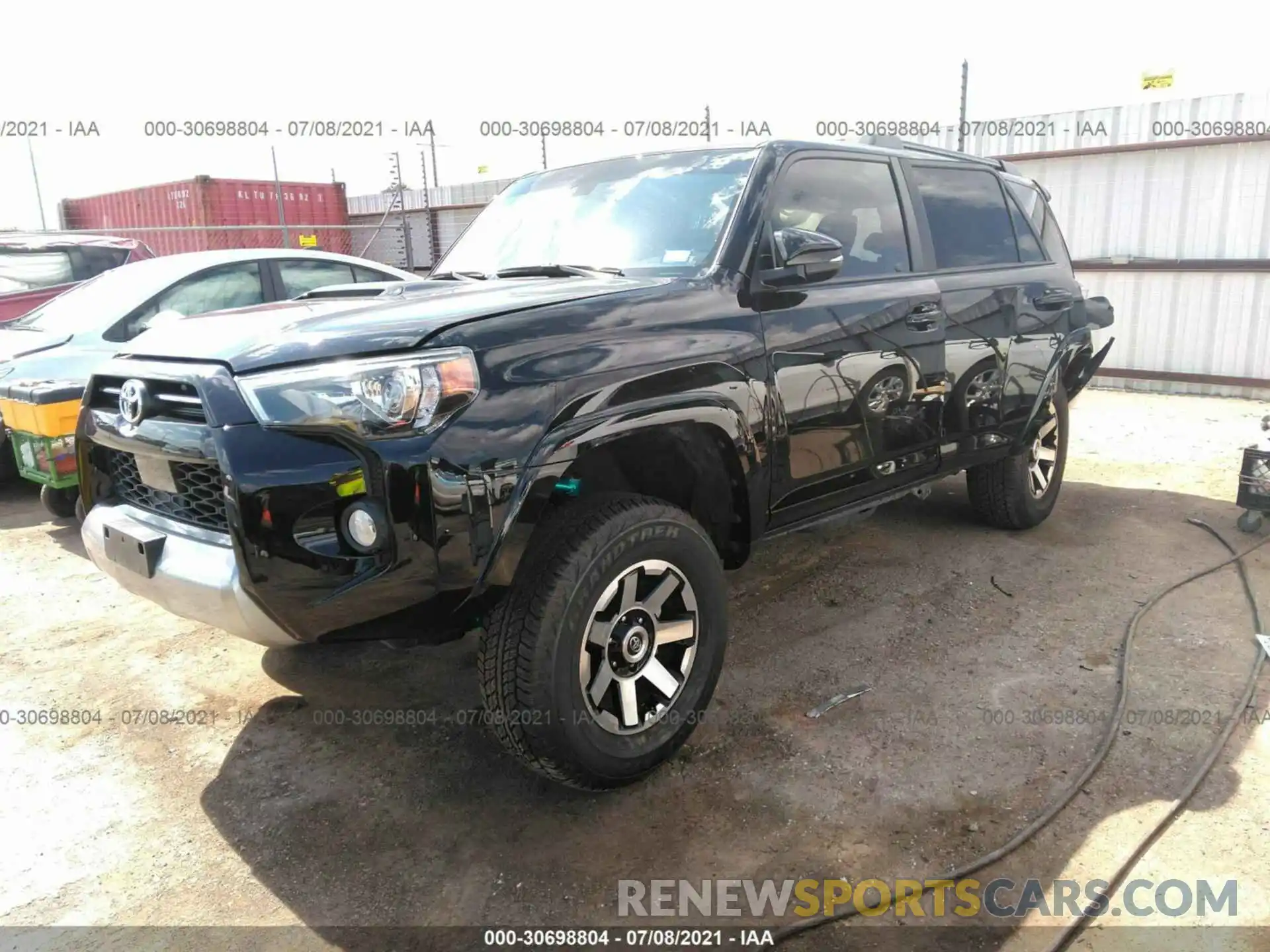 2 Photograph of a damaged car JTEBU5JR2L5792145 TOYOTA 4RUNNER 2020