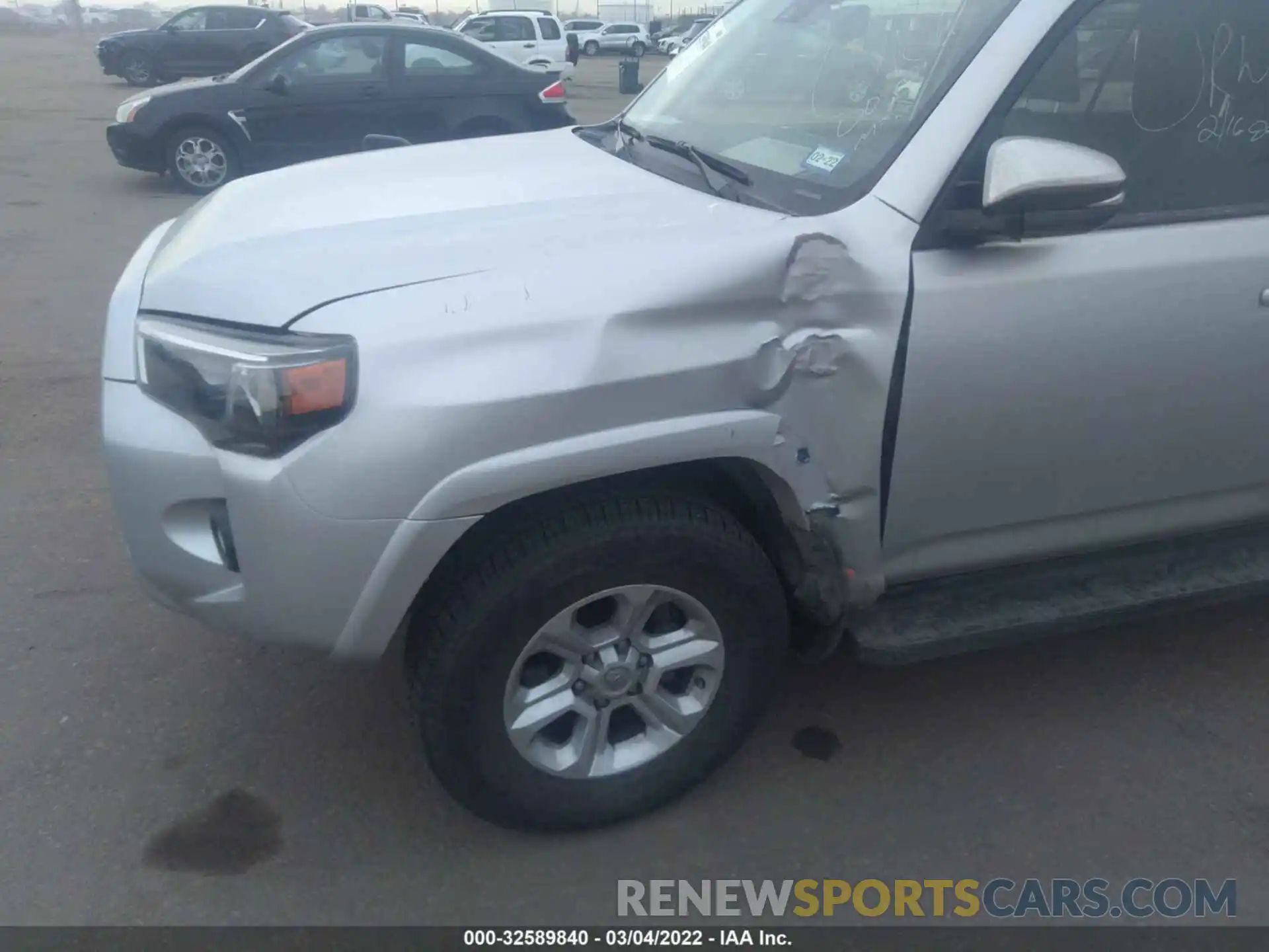 6 Photograph of a damaged car JTEBU5JR2L5796213 TOYOTA 4RUNNER 2020