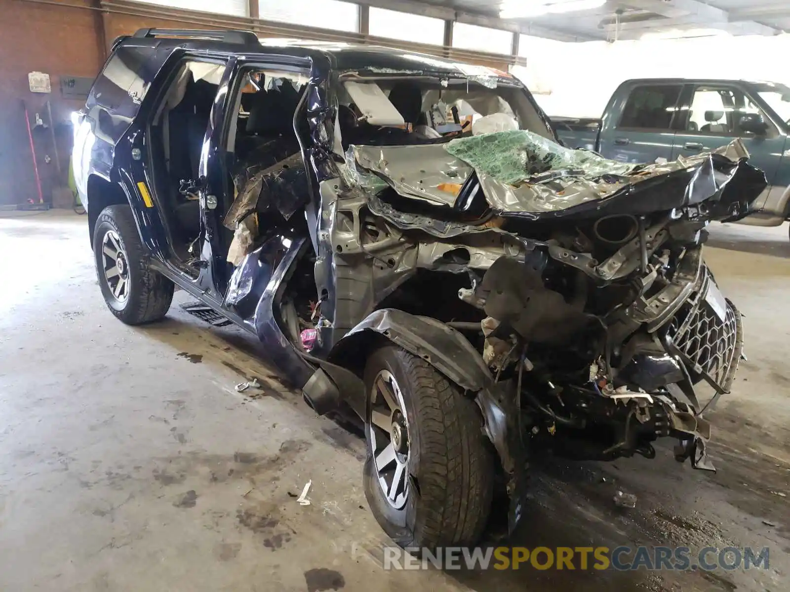 1 Photograph of a damaged car JTEBU5JR2L5800552 TOYOTA 4RUNNER 2020