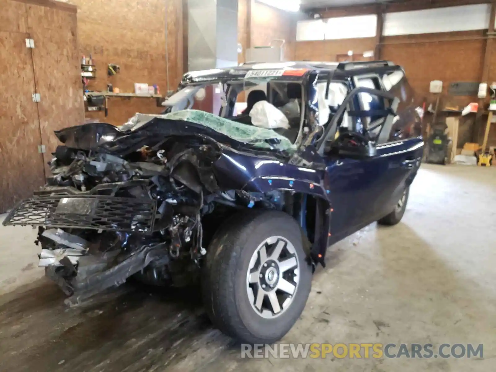 2 Photograph of a damaged car JTEBU5JR2L5800552 TOYOTA 4RUNNER 2020