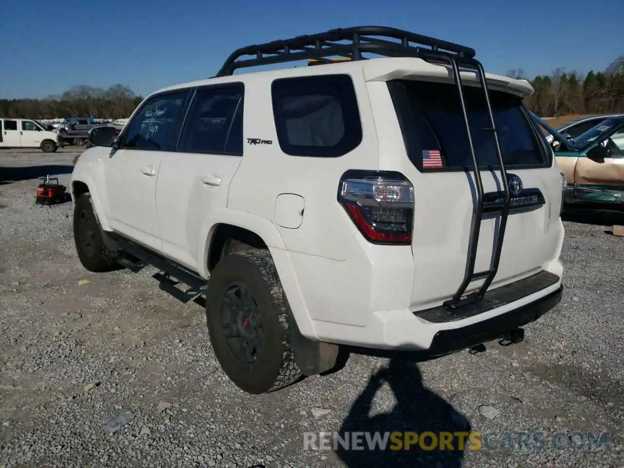 3 Photograph of a damaged car JTEBU5JR2L5804892 TOYOTA 4RUNNER 2020