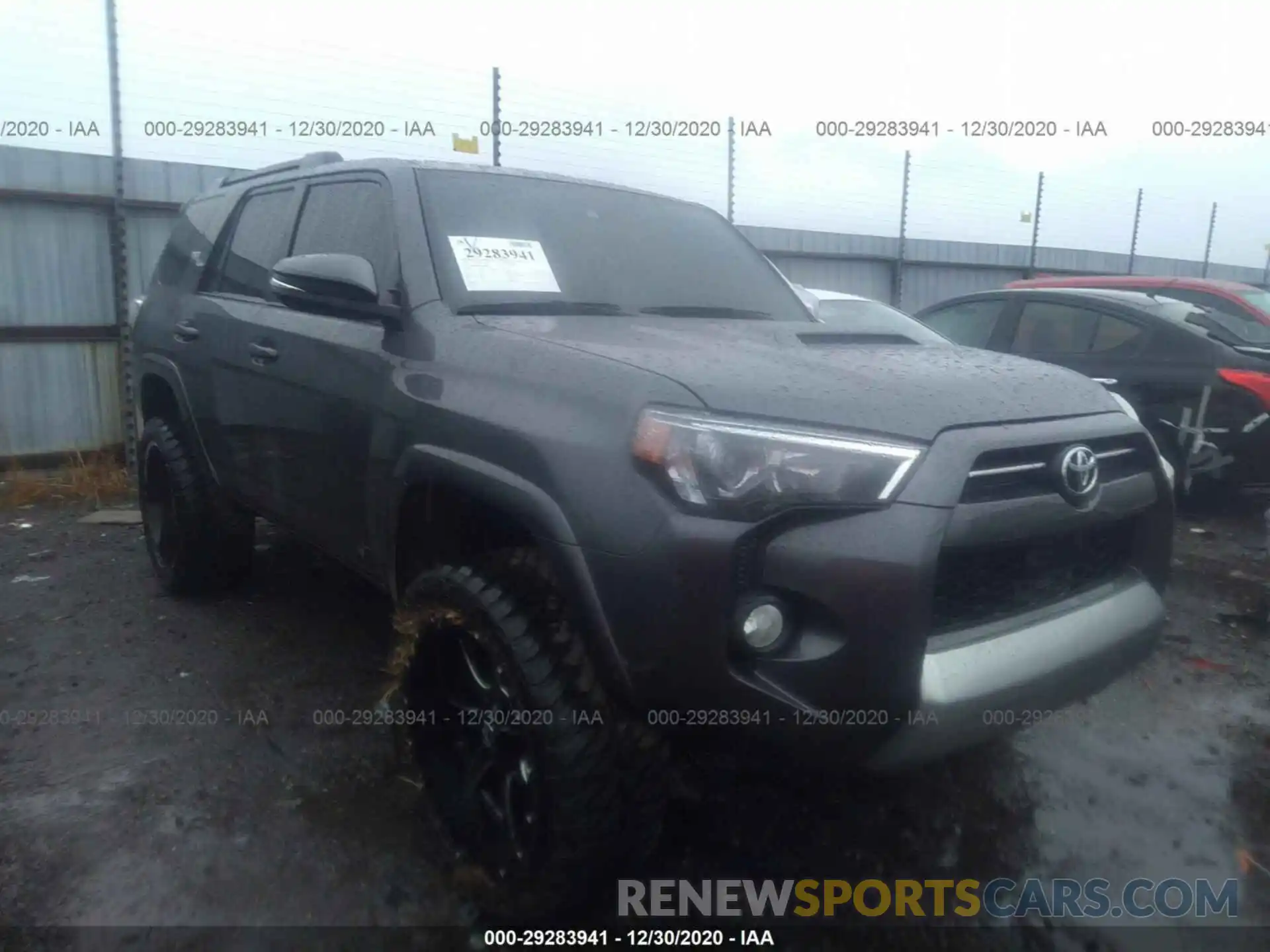 1 Photograph of a damaged car JTEBU5JR2L5806867 TOYOTA 4RUNNER 2020