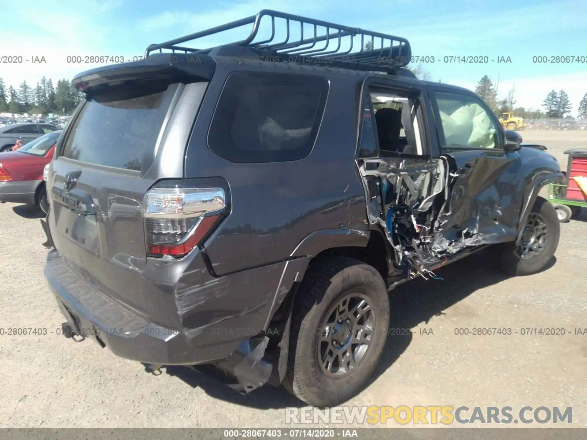 4 Фотография поврежденного автомобиля JTEBU5JR2L5808490 TOYOTA 4RUNNER 2020