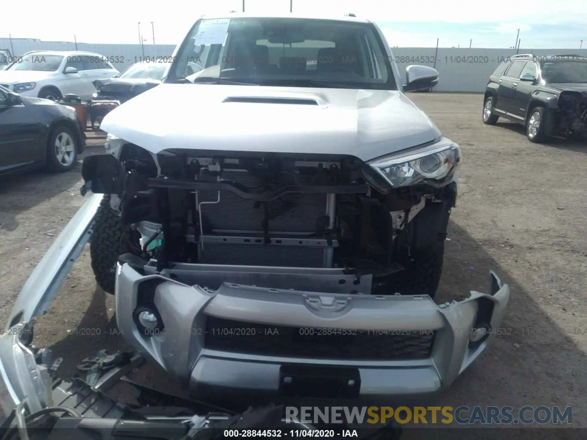 6 Photograph of a damaged car JTEBU5JR2L5812314 TOYOTA 4RUNNER 2020