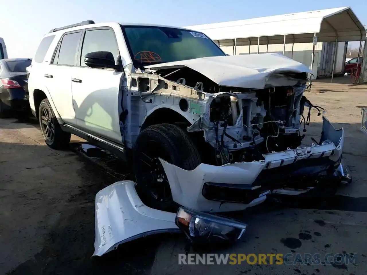 1 Photograph of a damaged car JTEBU5JR2L5820719 TOYOTA 4RUNNER 2020