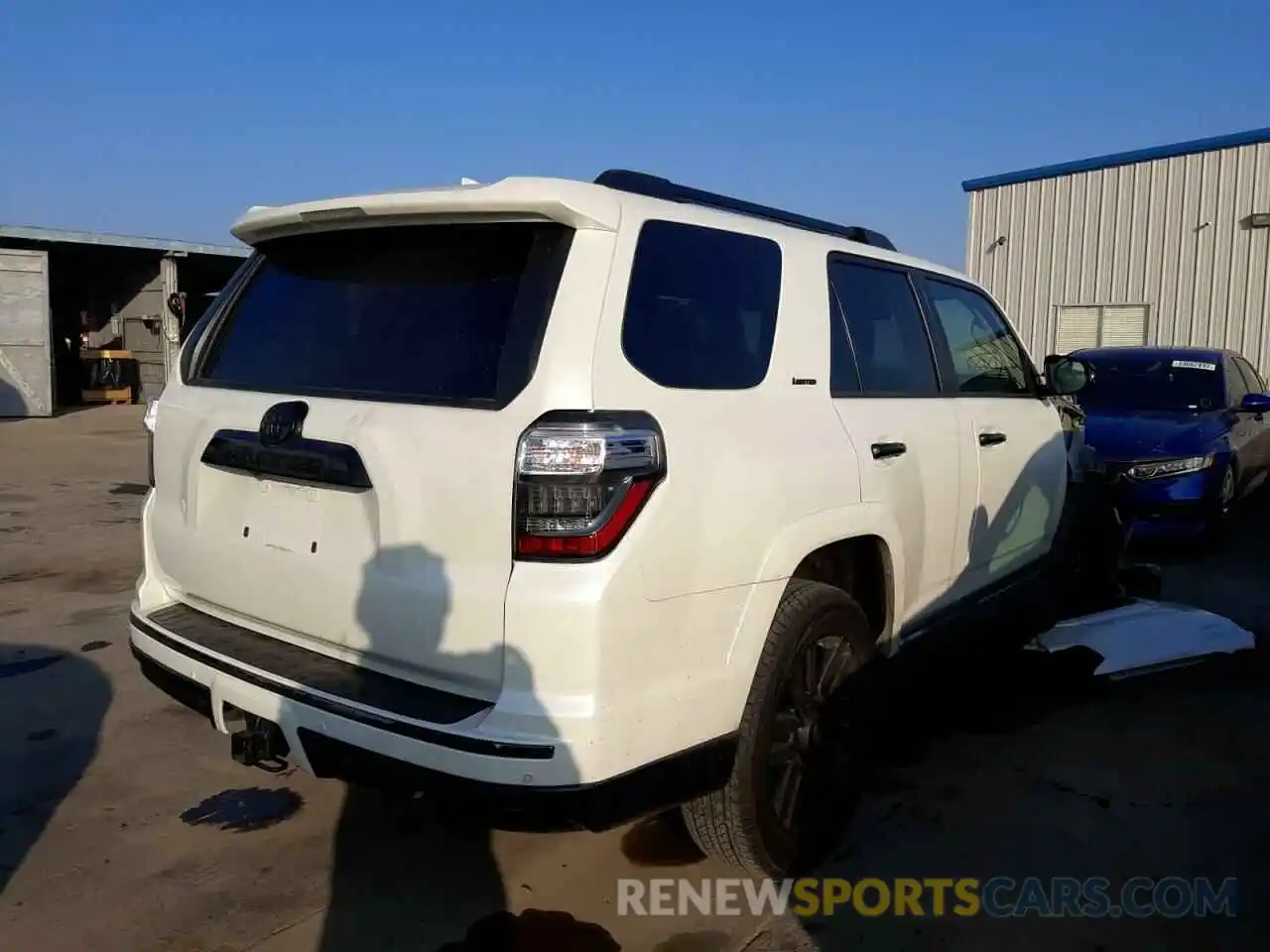 4 Photograph of a damaged car JTEBU5JR2L5820719 TOYOTA 4RUNNER 2020