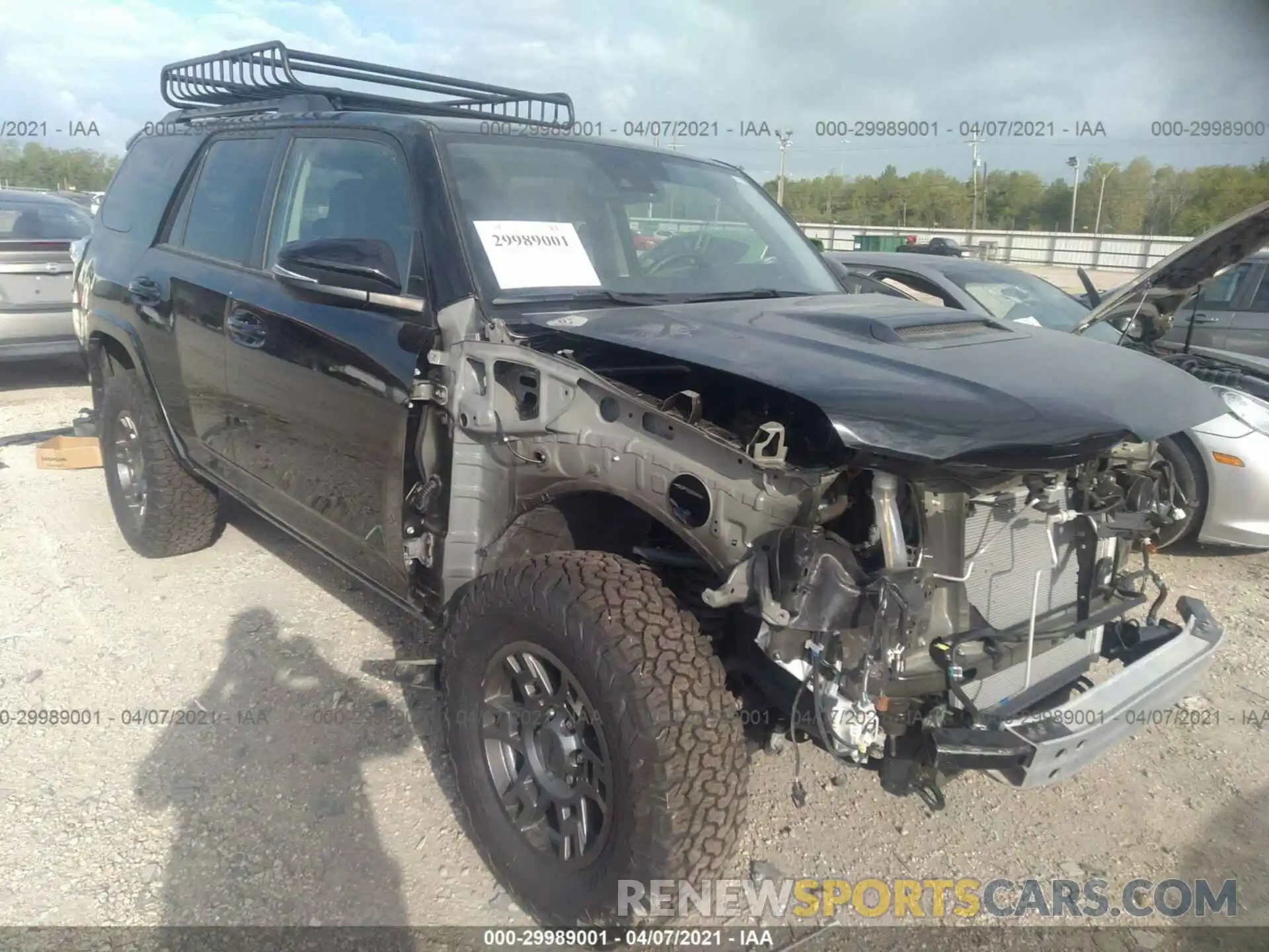 1 Photograph of a damaged car JTEBU5JR2L5822647 TOYOTA 4RUNNER 2020