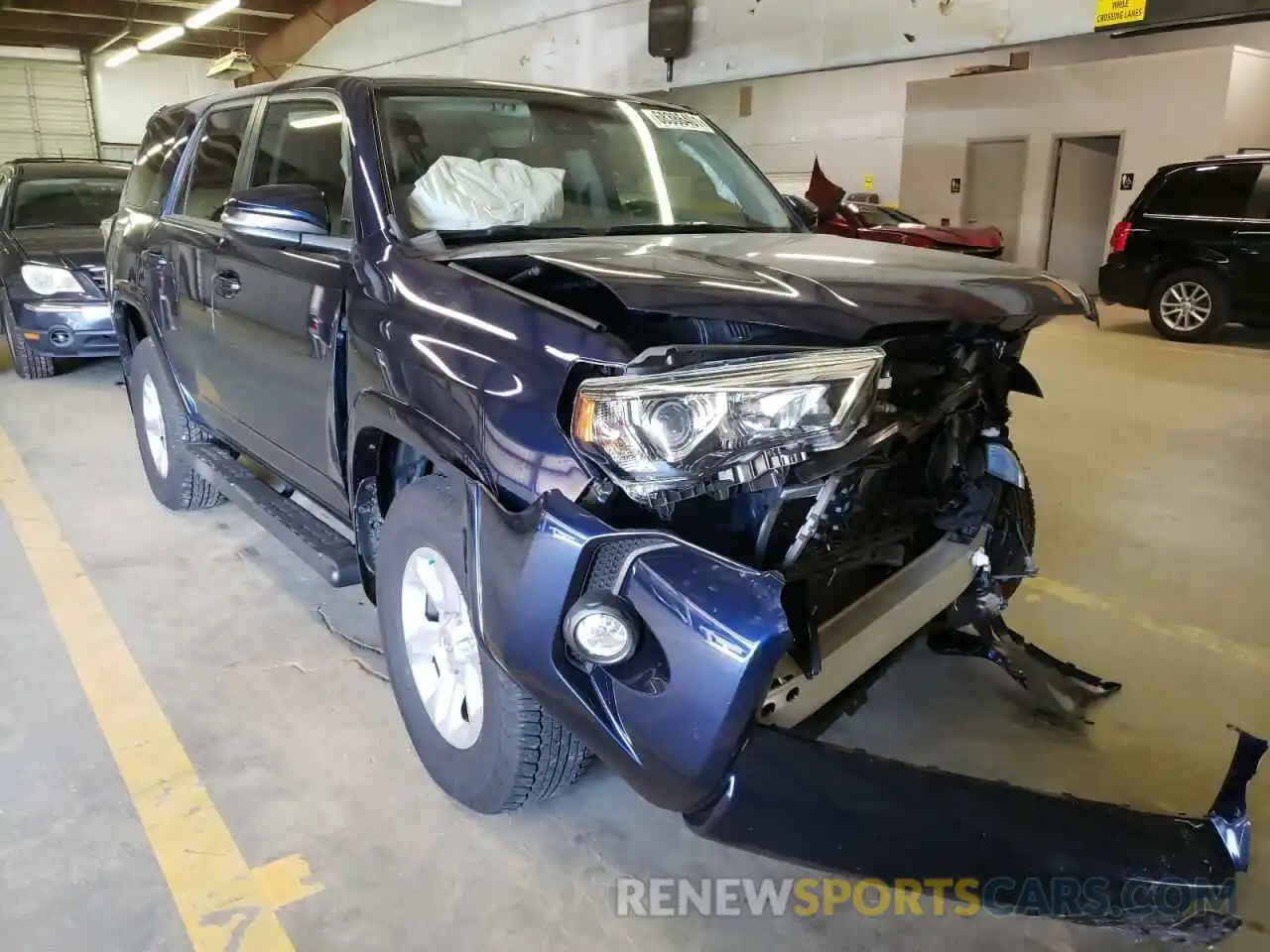 1 Photograph of a damaged car JTEBU5JR2L5829193 TOYOTA 4RUNNER 2020