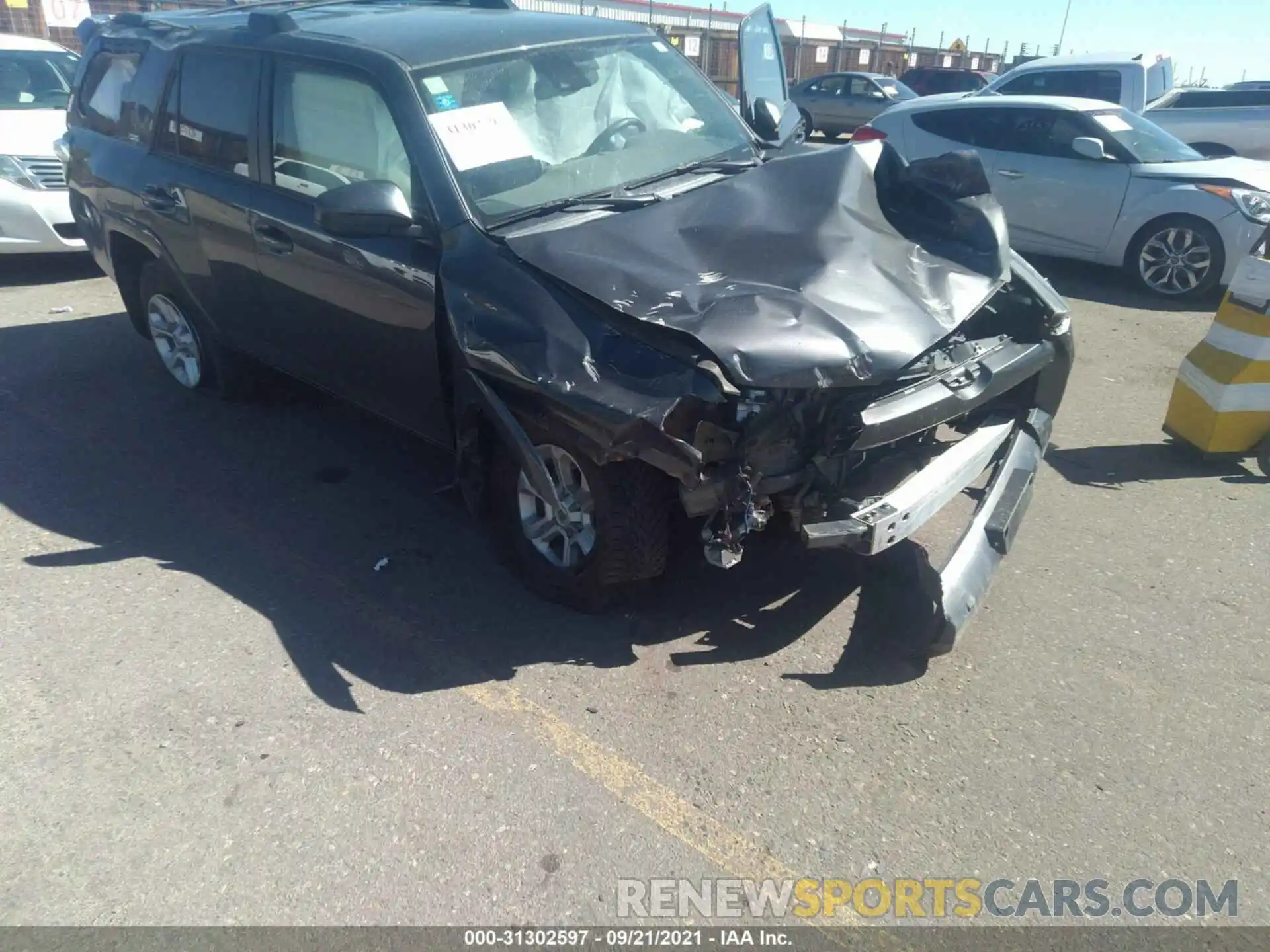 6 Photograph of a damaged car JTEBU5JR3L5742886 TOYOTA 4RUNNER 2020