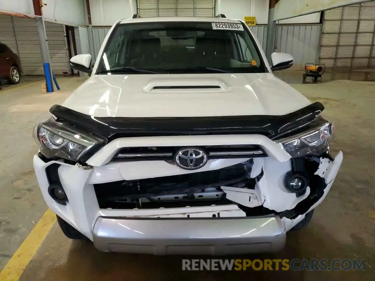 5 Photograph of a damaged car JTEBU5JR3L5743794 TOYOTA 4RUNNER 2020