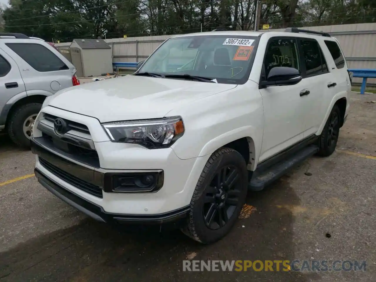 2 Photograph of a damaged car JTEBU5JR3L5743892 TOYOTA 4RUNNER 2020