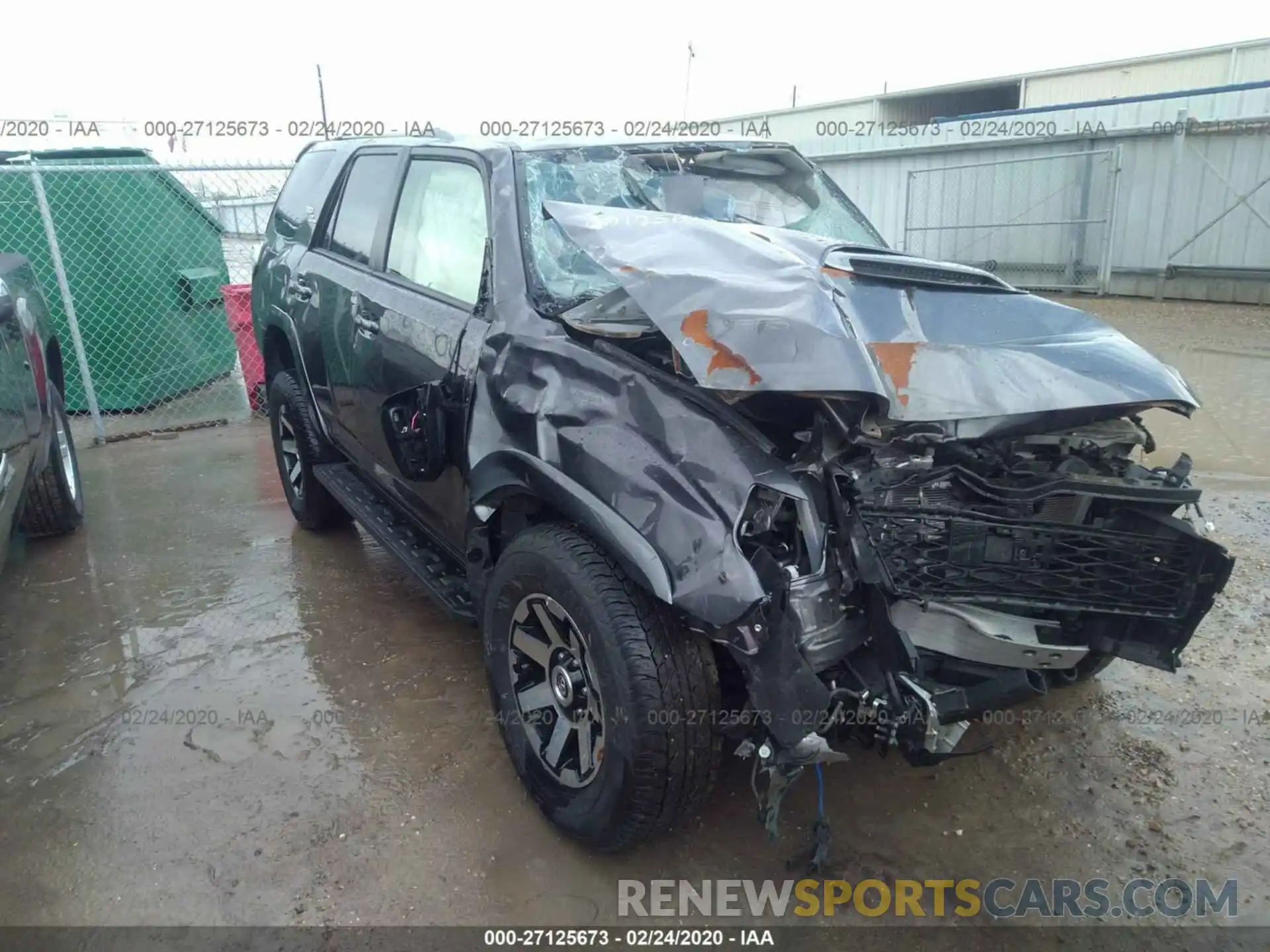 1 Photograph of a damaged car JTEBU5JR3L5754259 TOYOTA 4RUNNER 2020