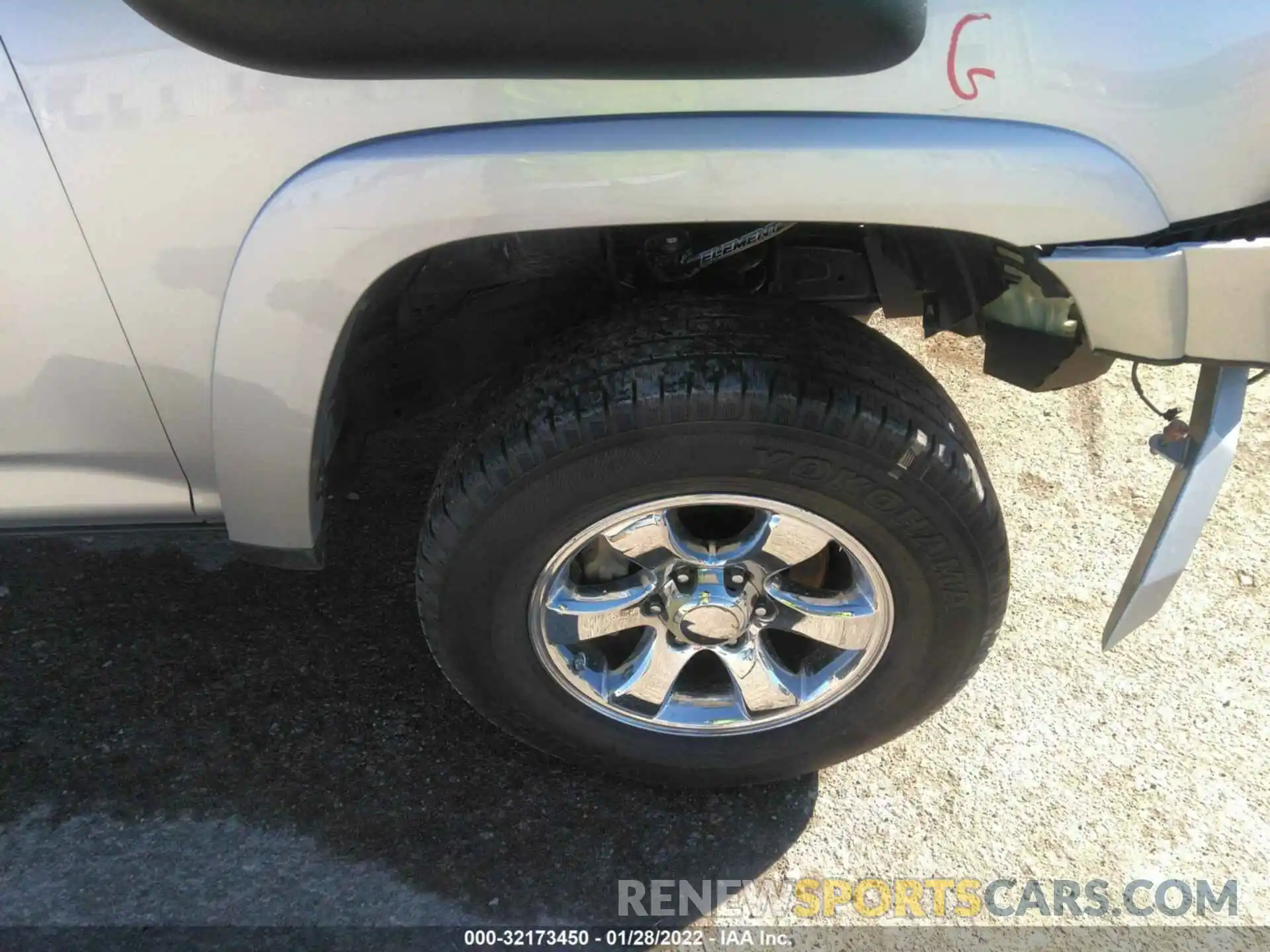 14 Photograph of a damaged car JTEBU5JR3L5757713 TOYOTA 4RUNNER 2020