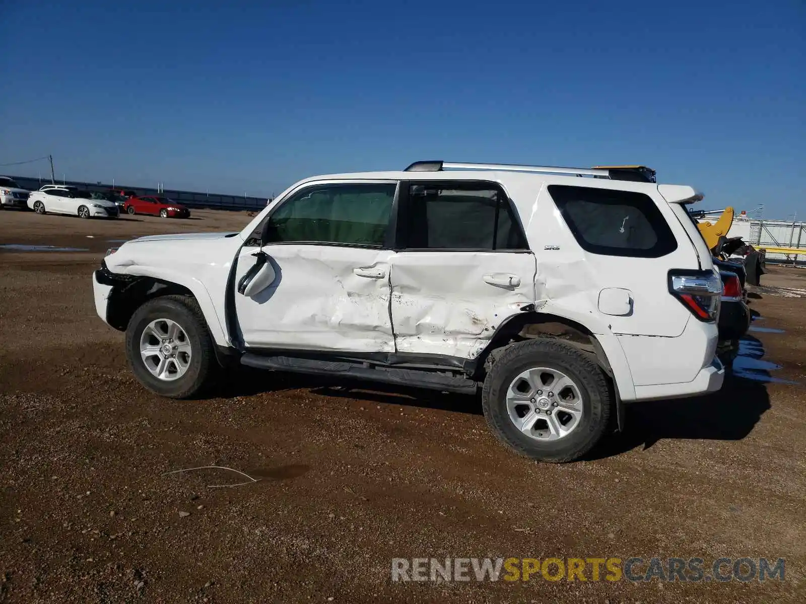 9 Photograph of a damaged car JTEBU5JR3L5765911 TOYOTA 4RUNNER 2020