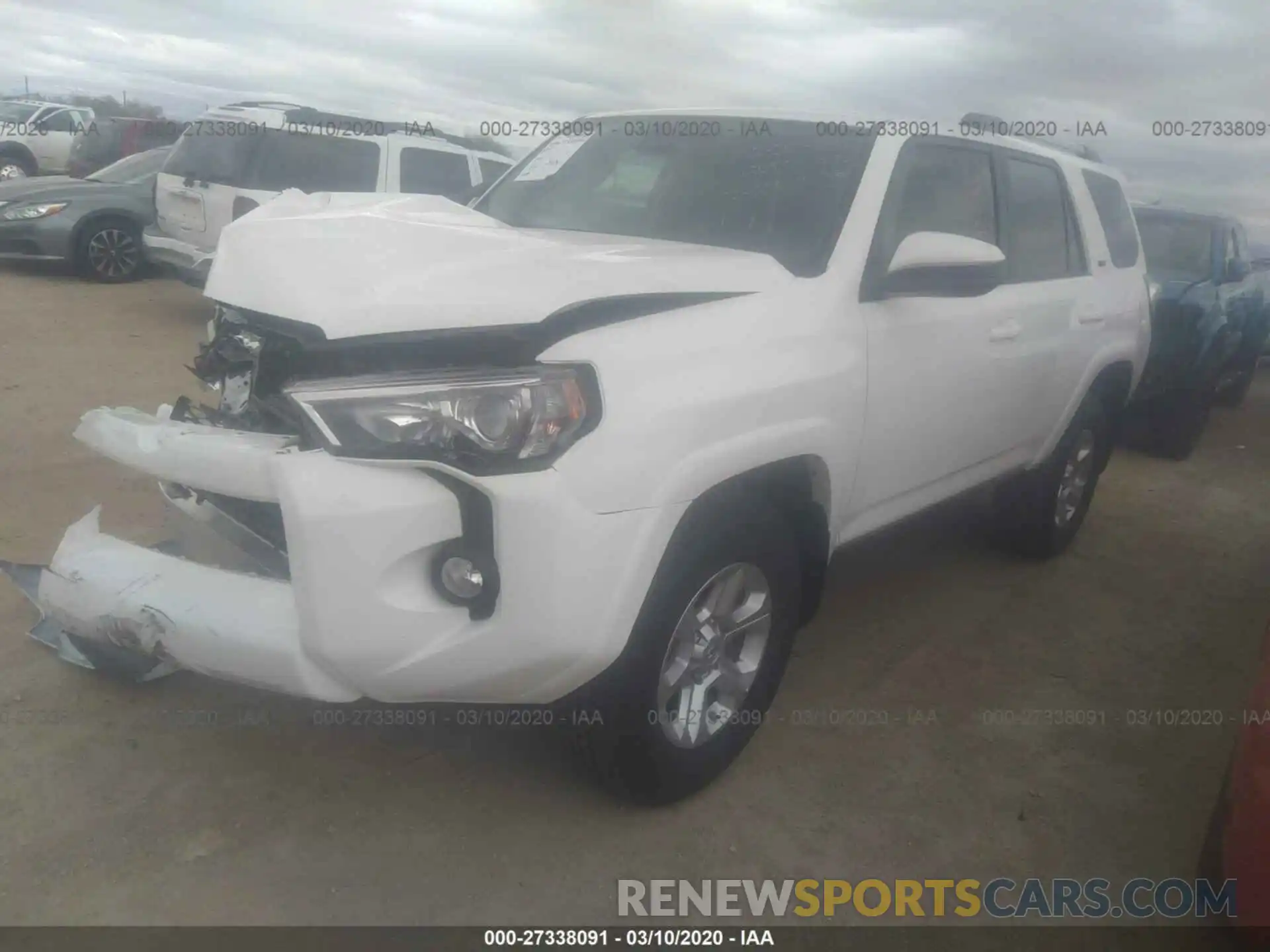 2 Photograph of a damaged car JTEBU5JR3L5766749 TOYOTA 4RUNNER 2020