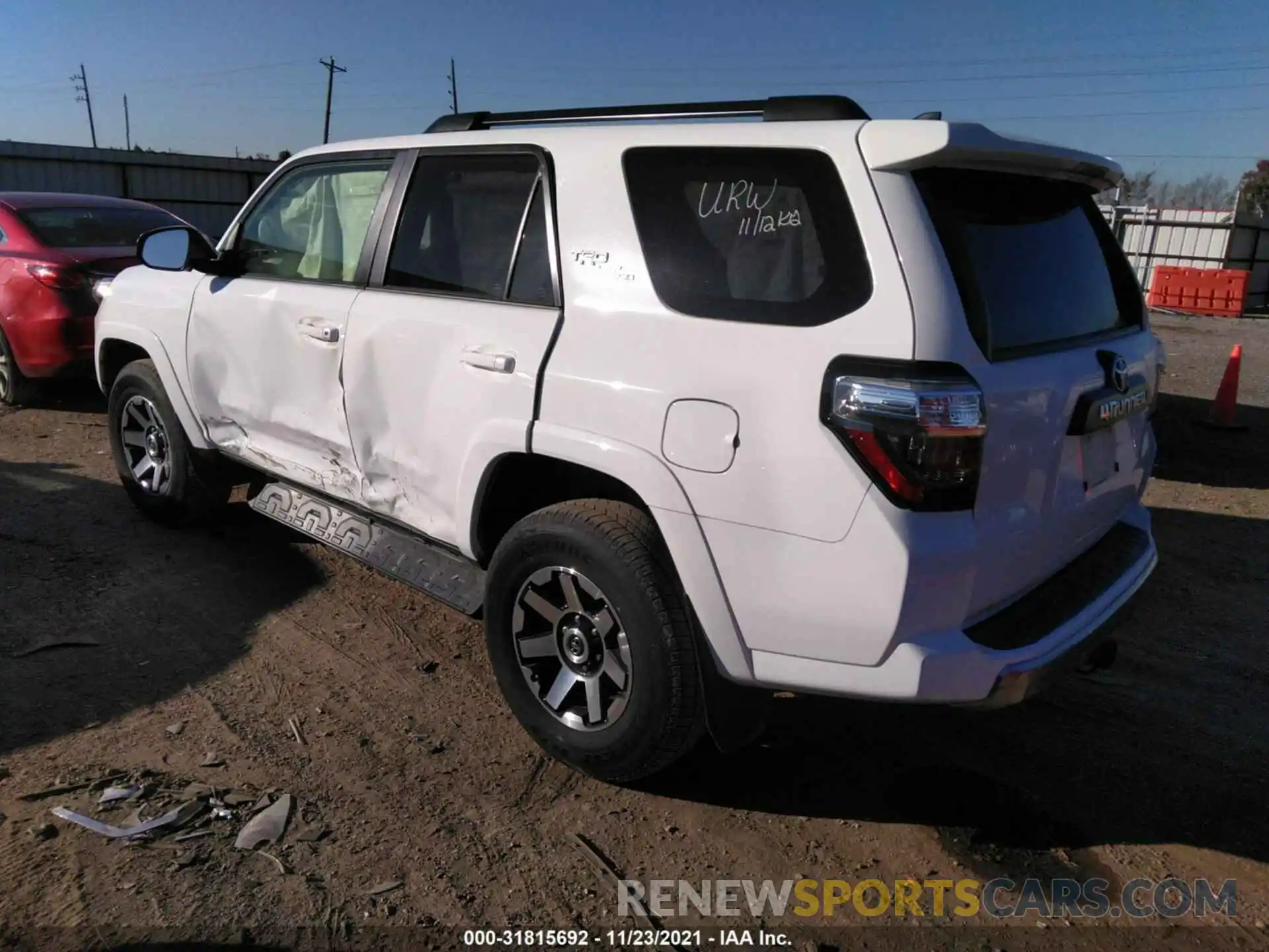 3 Photograph of a damaged car JTEBU5JR3L5769179 TOYOTA 4RUNNER 2020