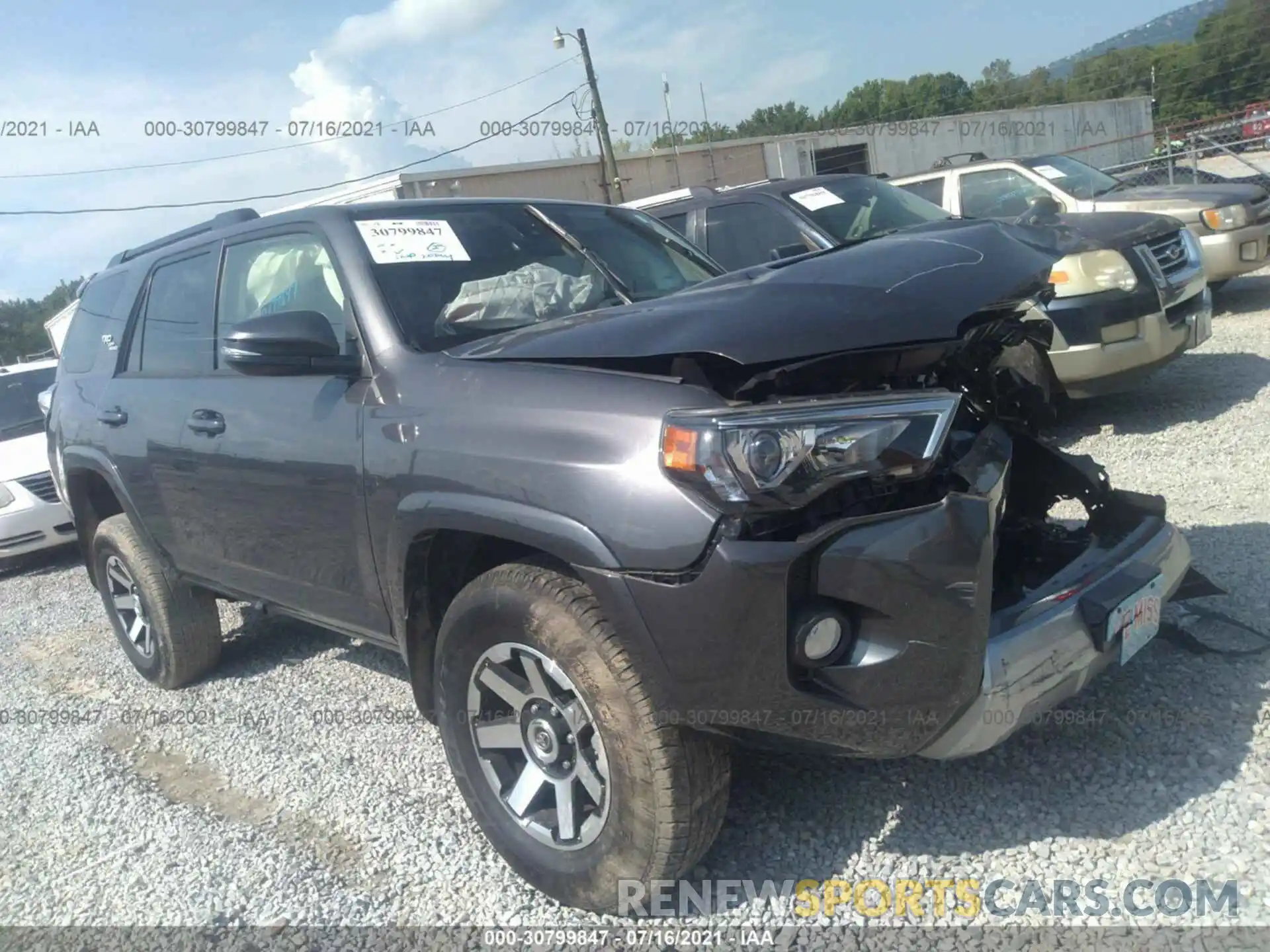 1 Photograph of a damaged car JTEBU5JR3L5771157 TOYOTA 4RUNNER 2020