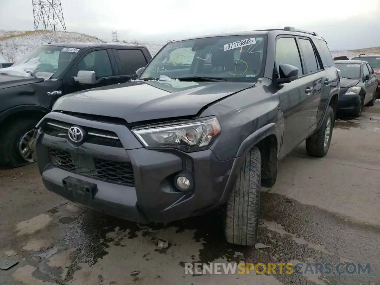 2 Фотография поврежденного автомобиля JTEBU5JR3L5773894 TOYOTA 4RUNNER 2020