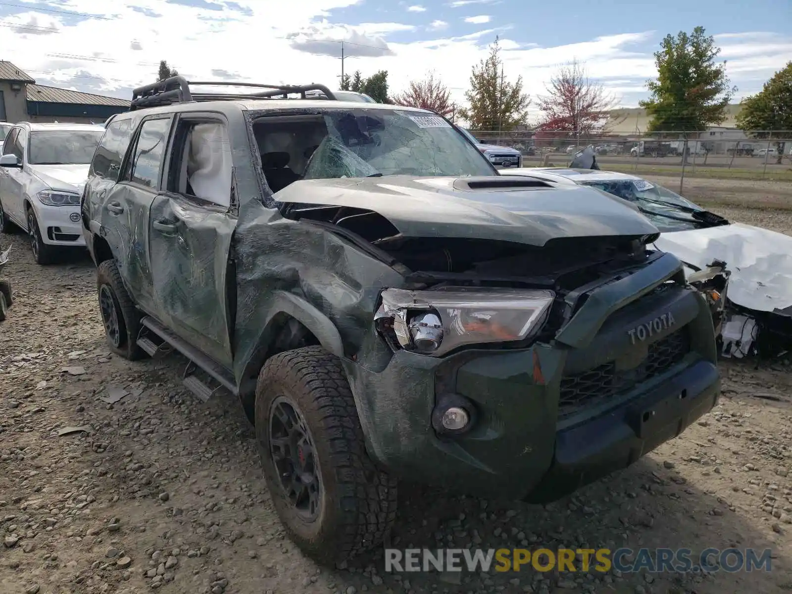 1 Photograph of a damaged car JTEBU5JR3L5786595 TOYOTA 4RUNNER 2020