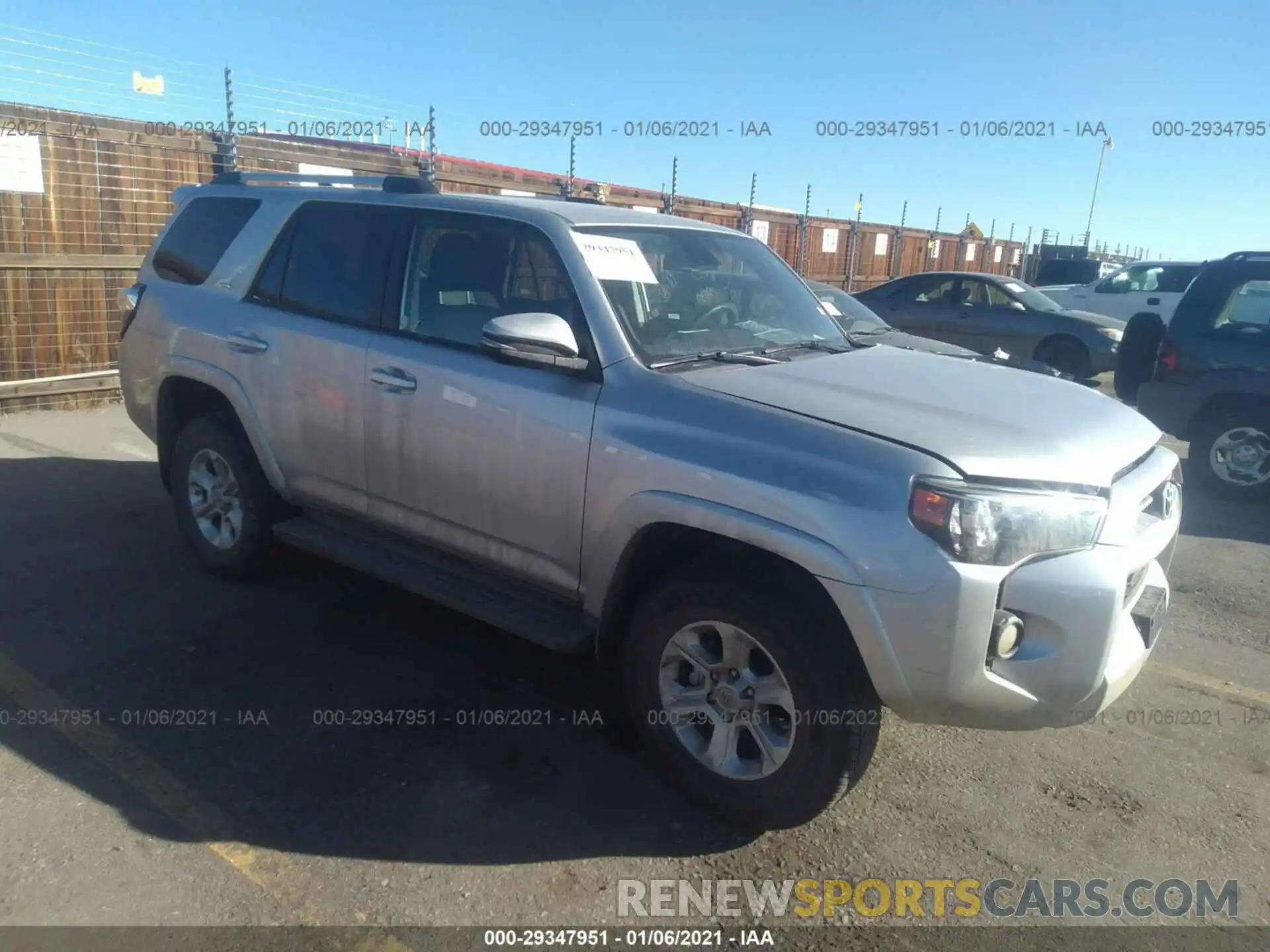 1 Photograph of a damaged car JTEBU5JR3L5787990 TOYOTA 4RUNNER 2020