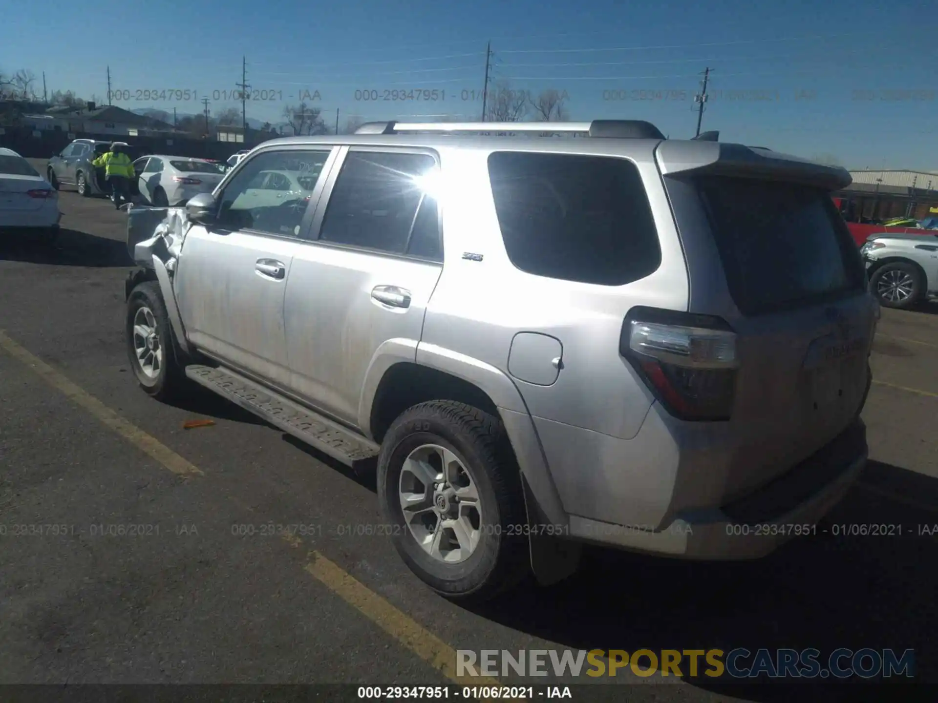 3 Photograph of a damaged car JTEBU5JR3L5787990 TOYOTA 4RUNNER 2020