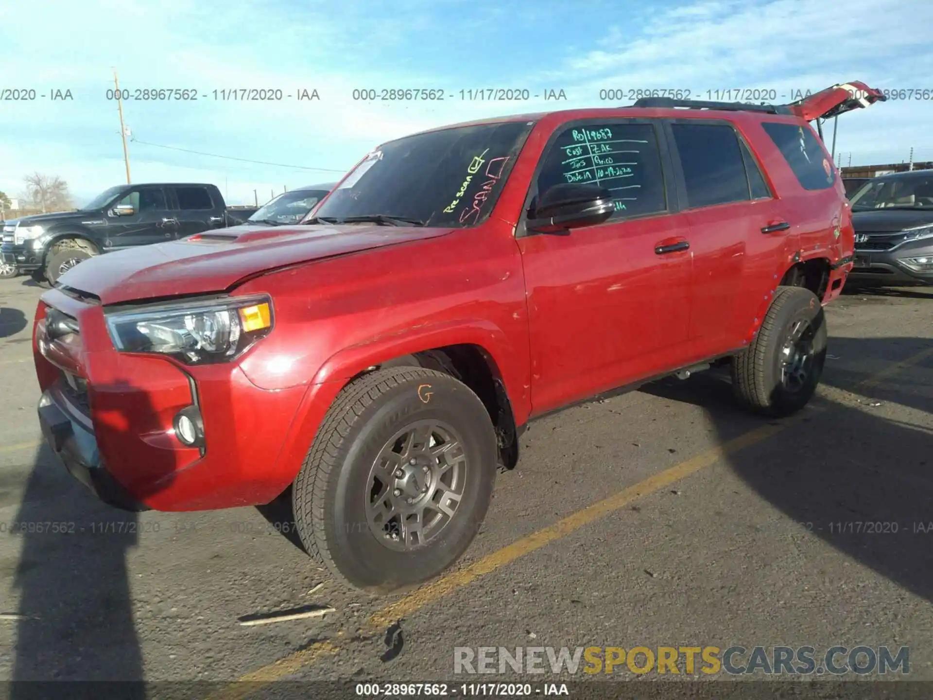 2 Photograph of a damaged car JTEBU5JR3L5789979 TOYOTA 4RUNNER 2020