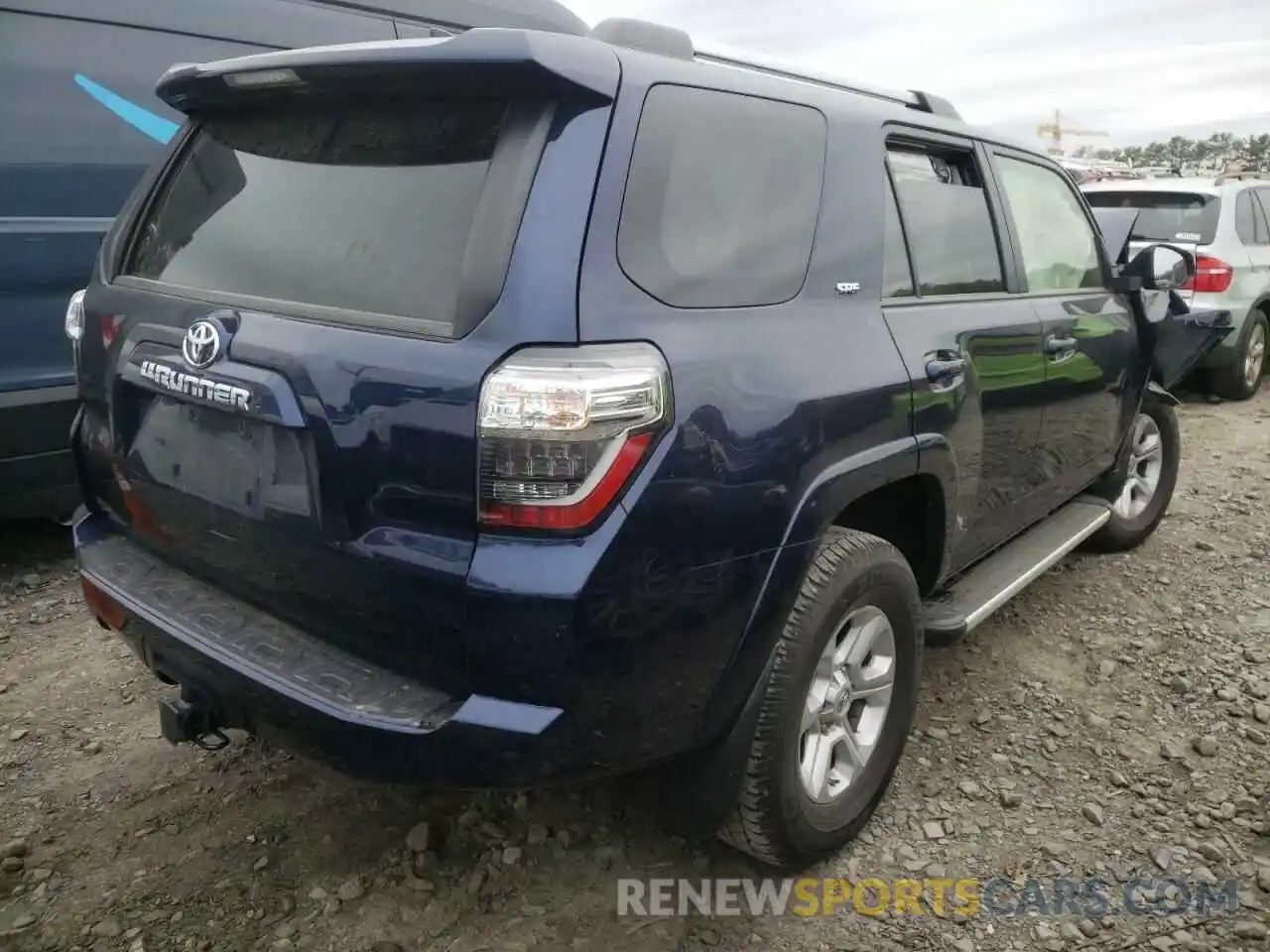 4 Photograph of a damaged car JTEBU5JR3L5792025 TOYOTA 4RUNNER 2020